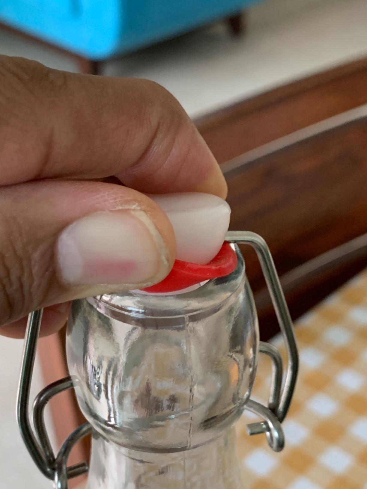 Estilo Swing Top Easy Cap Clear Glass Beer Bottles, Round, 16 oz, Set