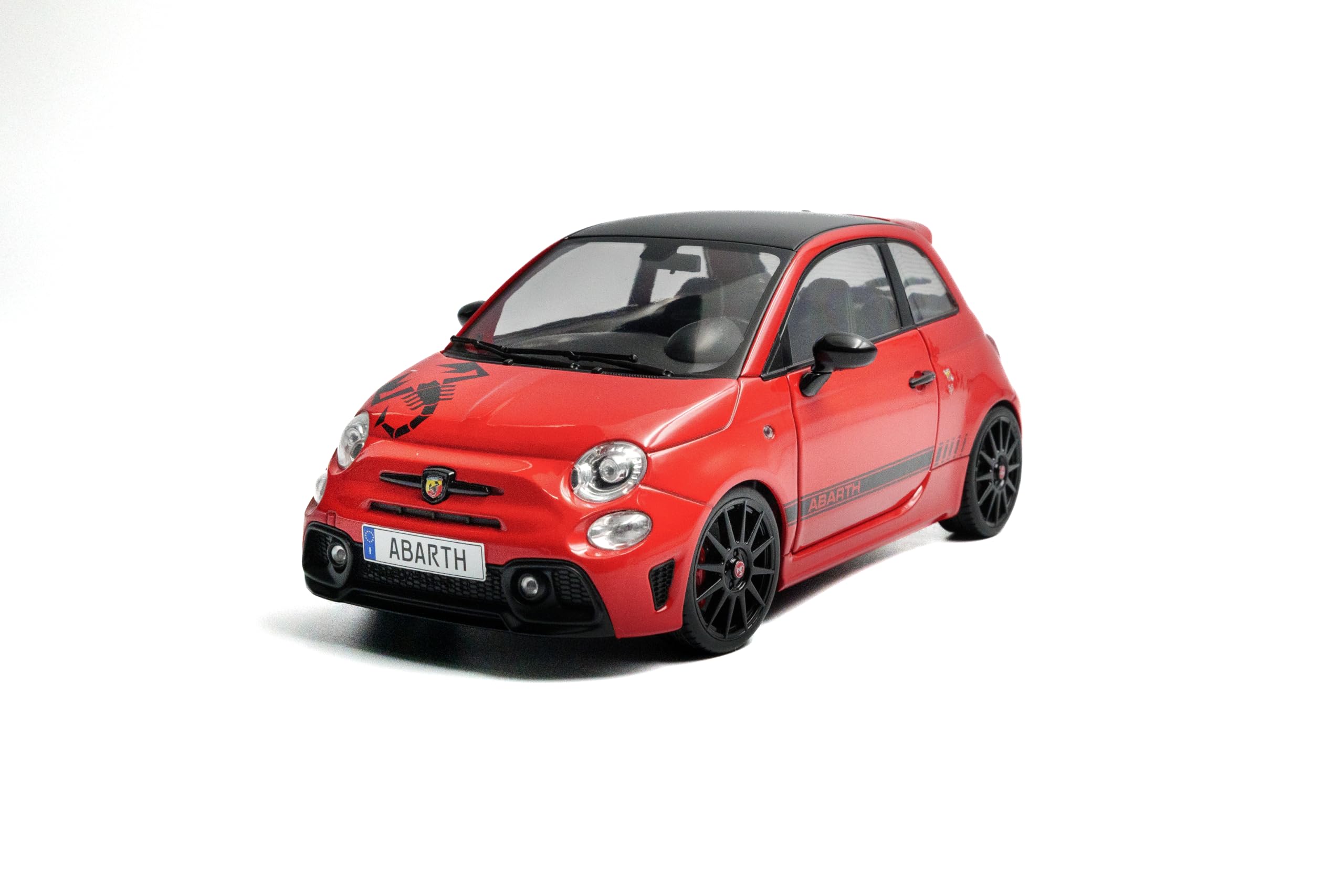 SOLIDO　1/18 ABARTH 595 SOLIDO 1811301 Scale 1/18 | FIAT NUOVA 500 ABARTH 595 2022