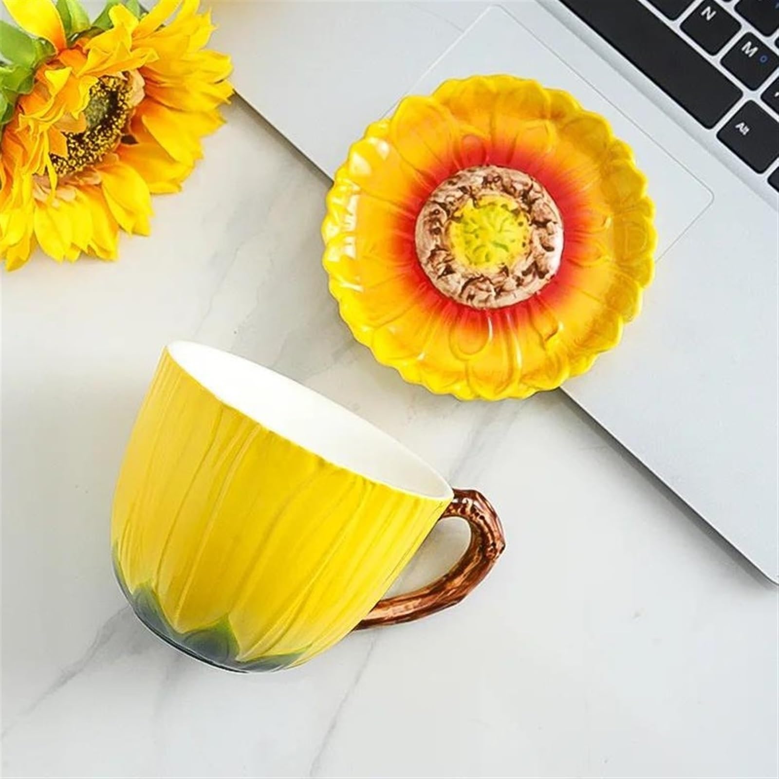 Teetassen-Sets Home Office Große Kapazität Tasse Kreative Keramik Sonnenblumen Becher Frühstück Milch Mit Deckel Paar Nachmittag Tee Kaffee Set Reise-Teeset