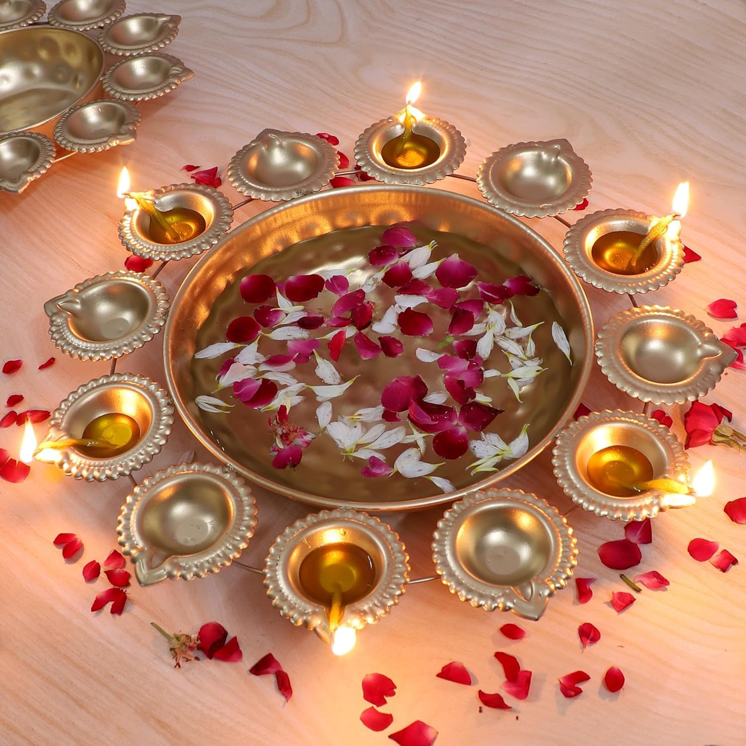 zig zag Handcrafted Metal Urli Bowl with (12 Diyas) for Floating Flowers & Tea Light Candles – Perfect for Home, Wedding,Office, and Table Decor, Diwali & Christmas Decorations 14-Inch, Gold