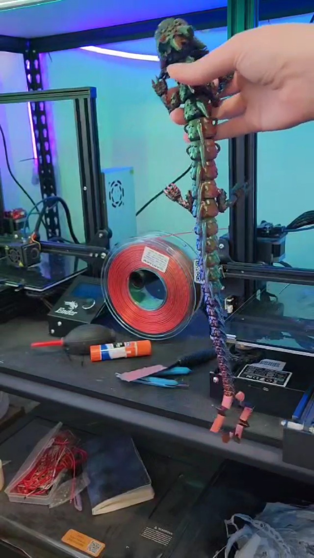 Image of GIANTARM Tri-Colors Silk Pla Filament, 3D Printer Filament 1.75mm + /-0.02mm, 1Kg (2.2lbs) Spool, Vacuum Packaging (Red+Blue+Green)
