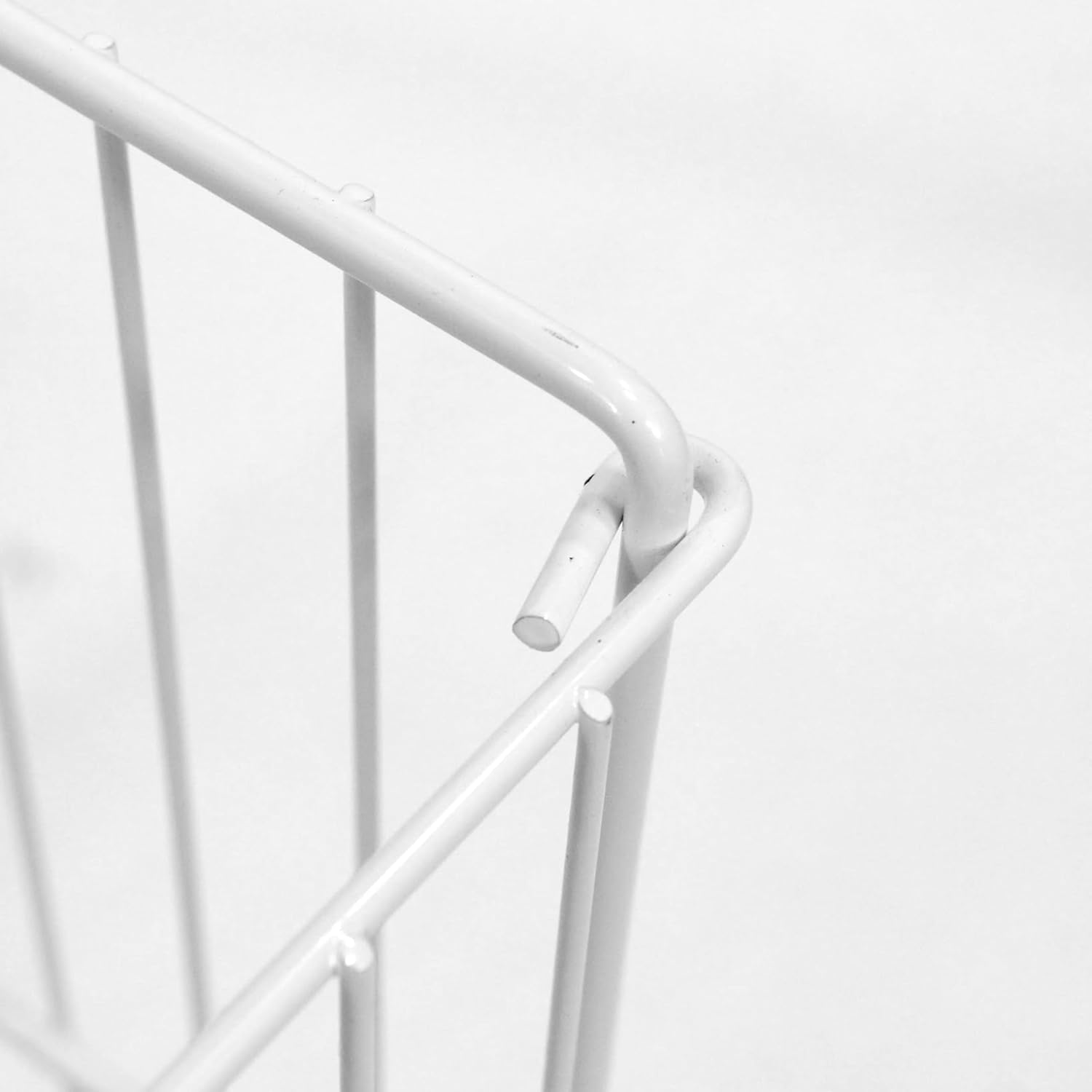 SSWBasics White Wire Dump Bin - 18" X 18" X 30"