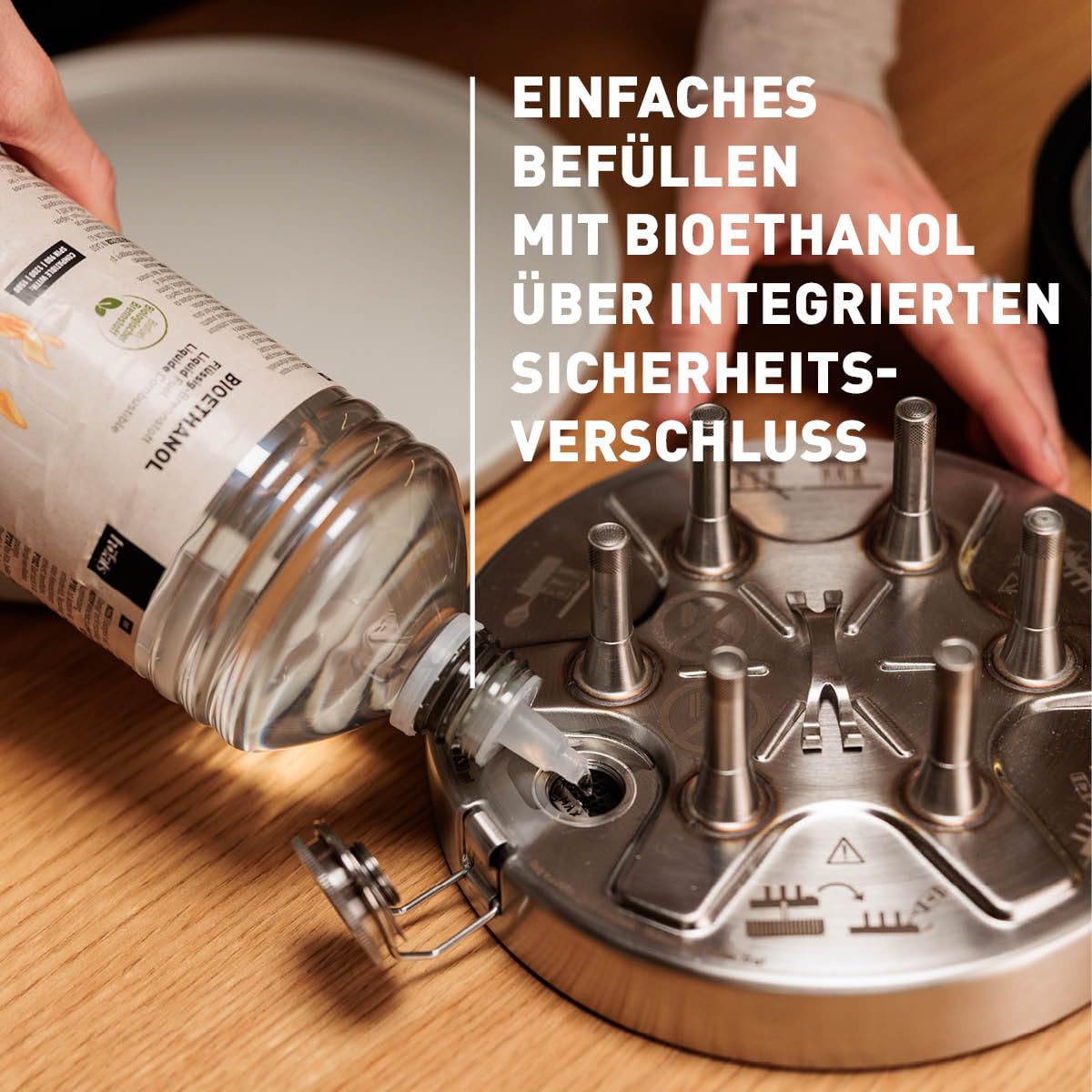 höfats - CIRCLE 35 Tischgrill Pro mit Pfännchen-Set - Indoor & Outdoor Plancha Grill - Bis zu 4 Stunden ortsunabhängiges Barbecue ohne Strom & Kohle, stufenlose Temperaturkontrolle - Ø35 cm