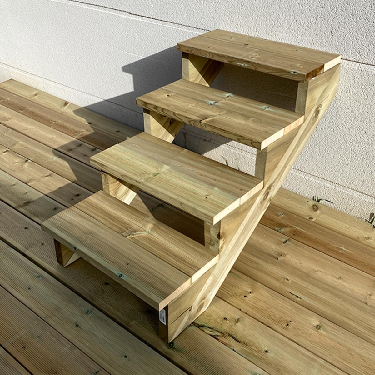 Berlin - Gartentreppe Holz 4 Stufen - H 71 cm - OHNE Setzstufen, Breite 60 cm - Bausatz-Treppe aus kesseldruckimprägniertem Holz. Für Garten, Balkon und Terrasse.
