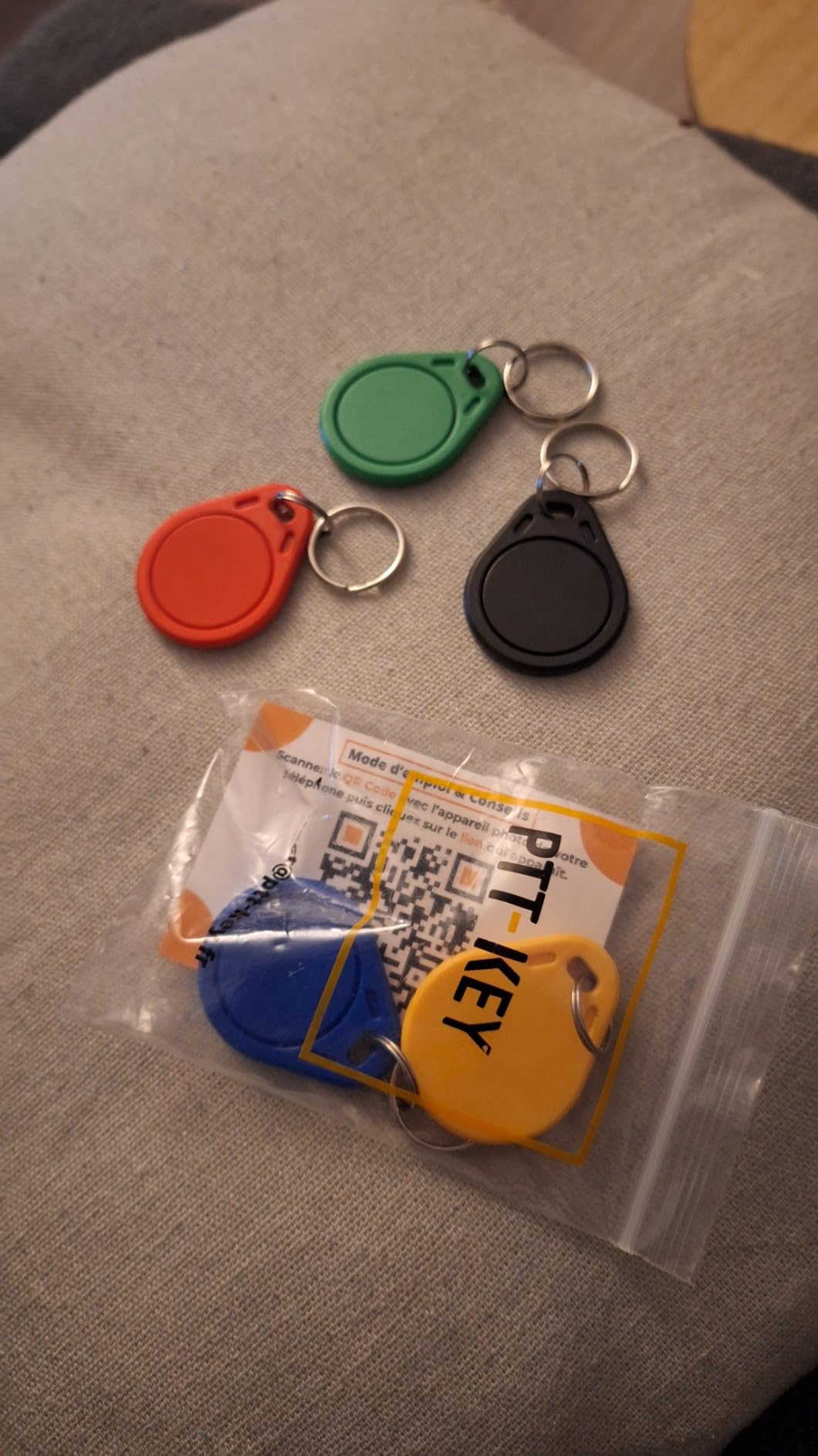 Badges RFID PTT-KEY Lot De 2 - 13.56Mhz Programmable Android - UID Modifiable - Vigik Universel