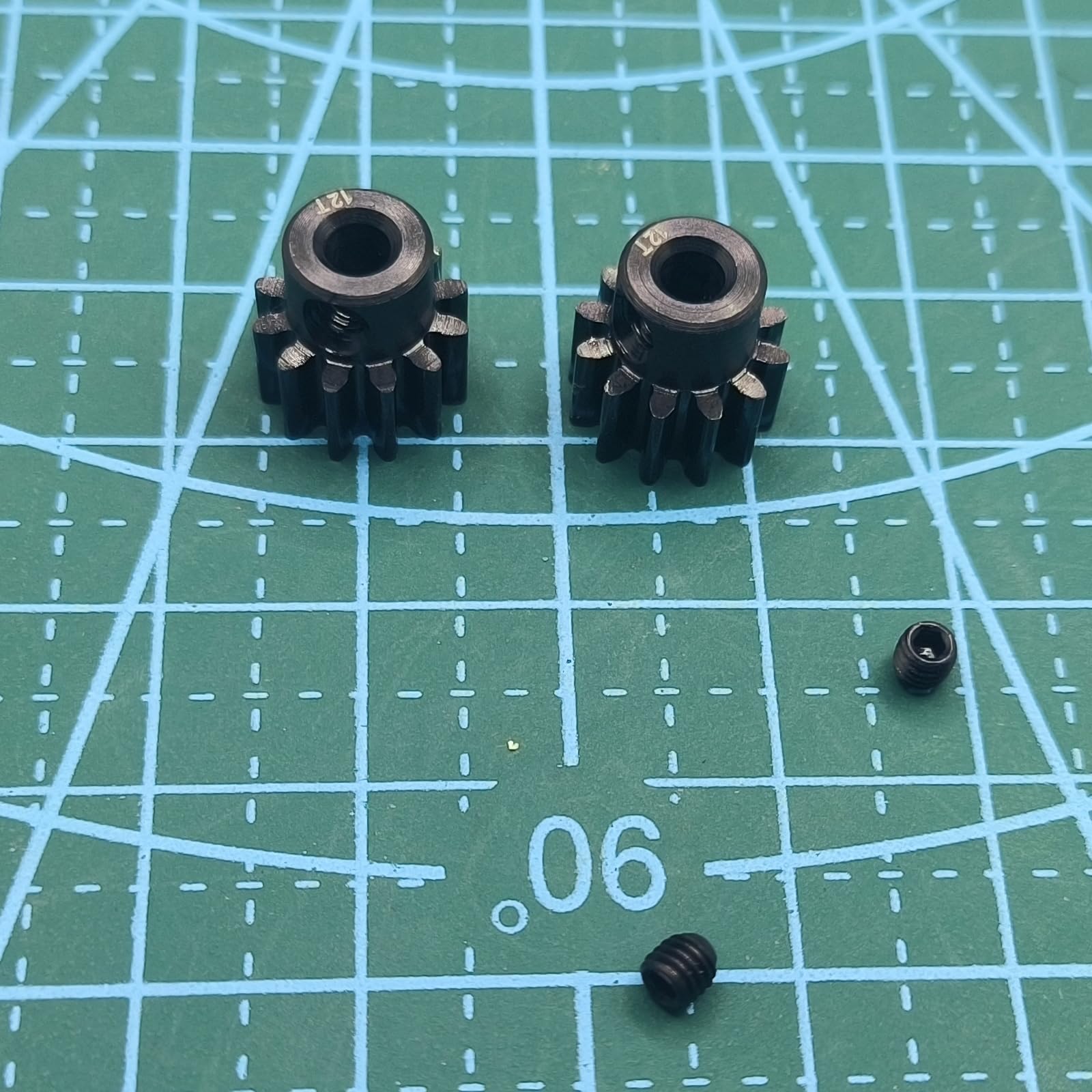 ADORLY 2pcs 3942X Hardened Steel 12-Tooth Pinion Gear (32 Pitch) for Traxxas Slash Rrustler Stampede Raptor 4x4 VXL TRX-4 TRX-6 12T Moter Pinion Upgrade Parts