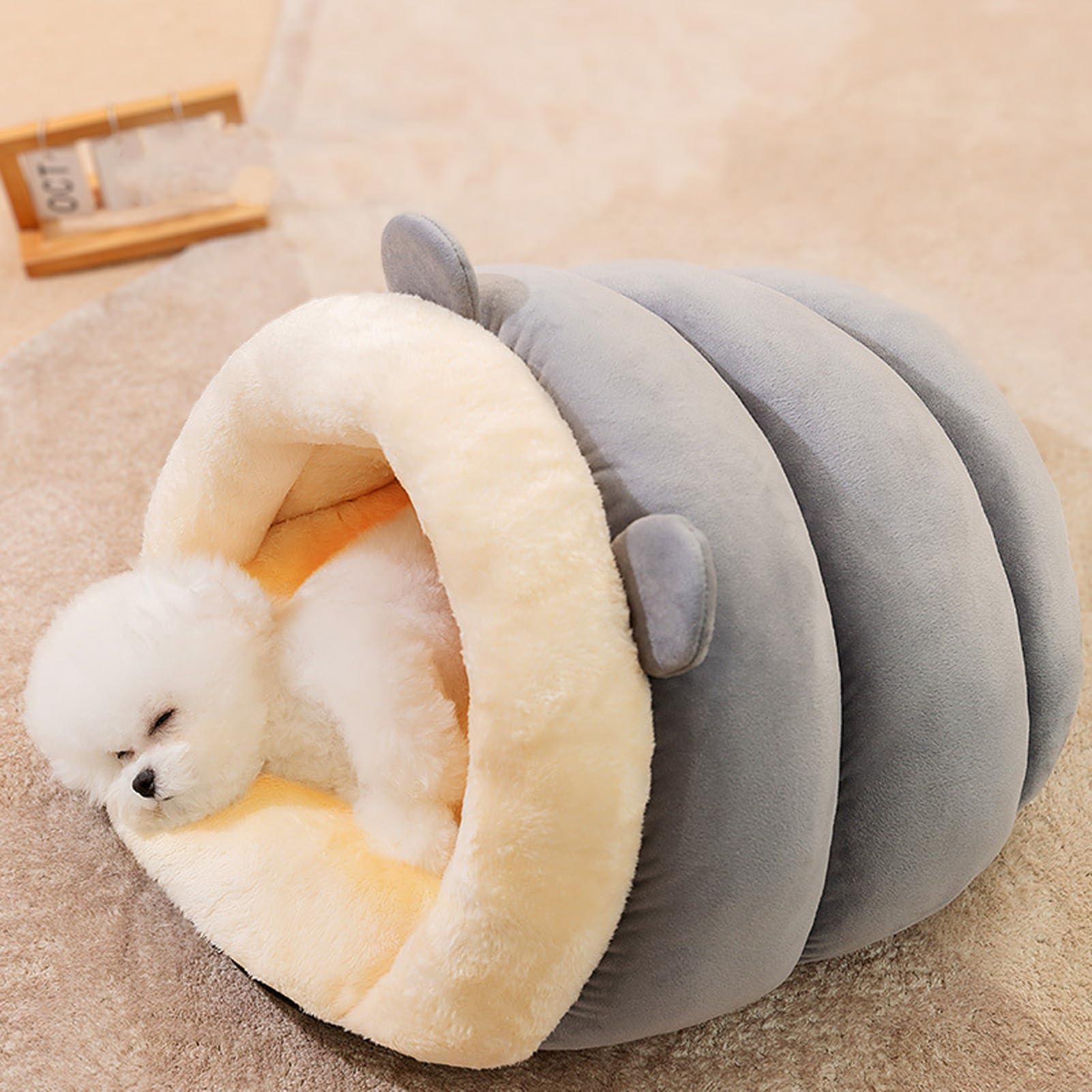 Lit Grotte pour Chat Lit Triangle Chaud Doux Confortable Semi-fermé Tente pour Chat Lit Triangle pour Animaux de Compagnie Nid pour Animaux d'hiver Chiot intérieur (L)
