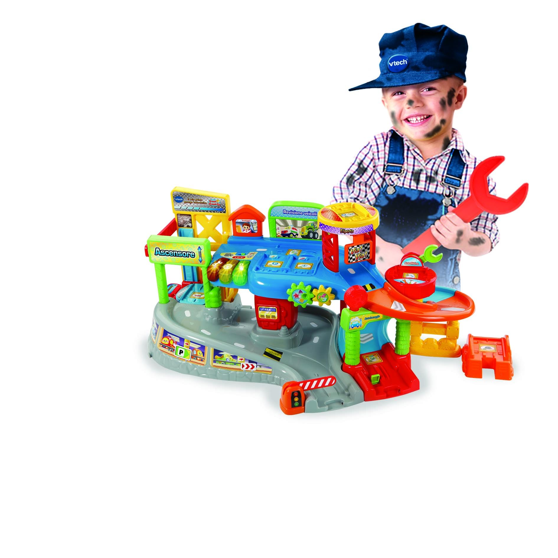 VTech Vroom Vroom Go - Il Mio Primo Garage Interattivo, Pista Macchinine con Garage Parlante, Incluso Veicolo Elettronico per Rimorchio, Pista Macchine con 9 Zone Magiche, Lingua Italiana, 1-5 Anni