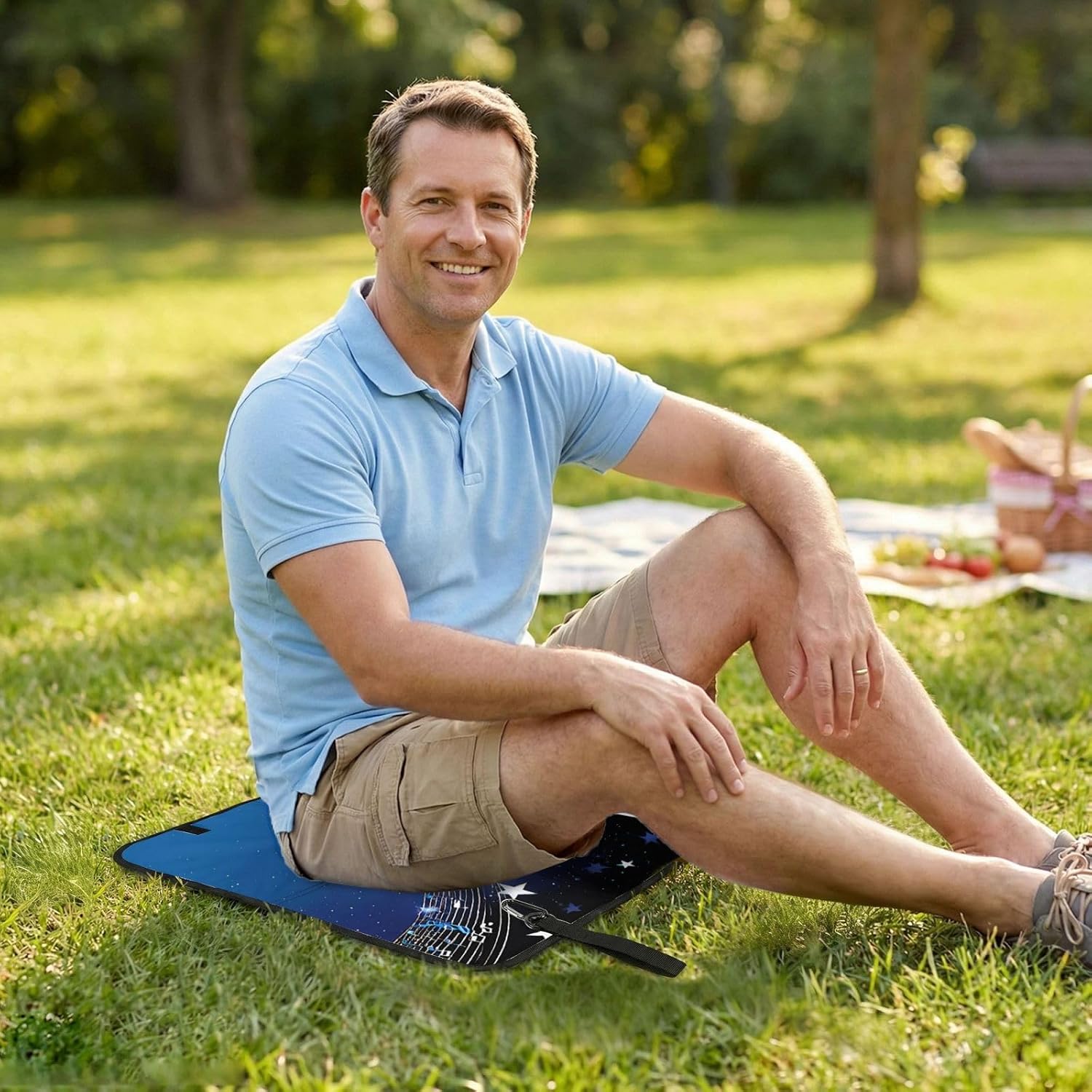 (Blue Music) Sitting Pad Foldable Seat Cushion Lightweight Camping Seat Mat with Hook for Outdoor Hiking Picnic Camping
