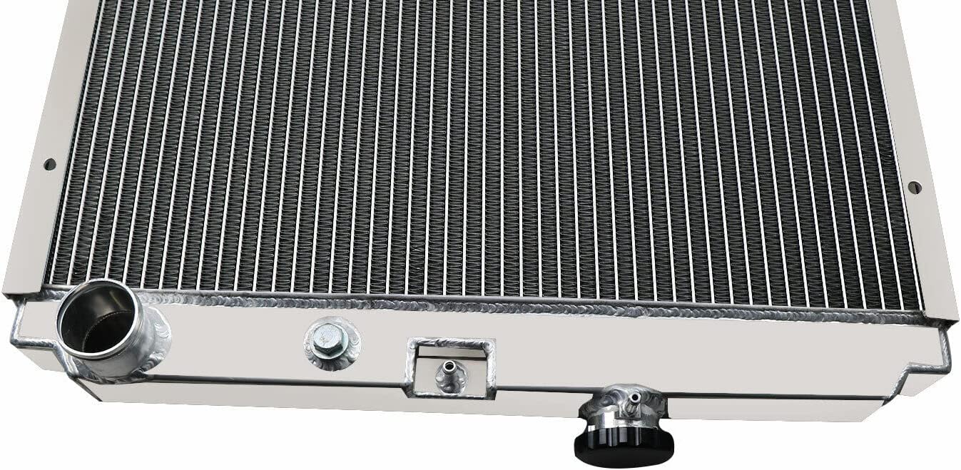 Radiator for 2005-2008 06 Hino 238 258 268 338 16400E0070 16400E0230, 3 Row Aluminum Radiator