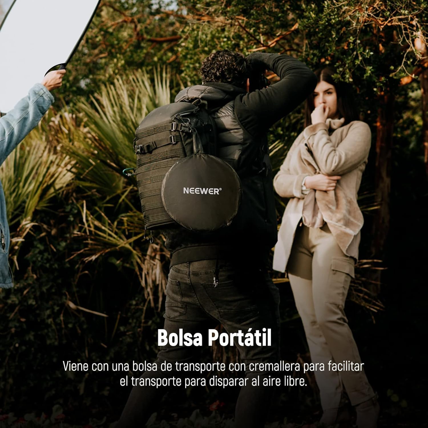 NEEWER Reflector de Luz de 22"/56cm con Empuñadura Rosca 3/8",Difusor de Luz de Disco Plegable 5 en 1 Translúcido/Plateado/Dorado/Blanco/Negro para Iluminación Fotográfica, para Exteriores, RF-56II