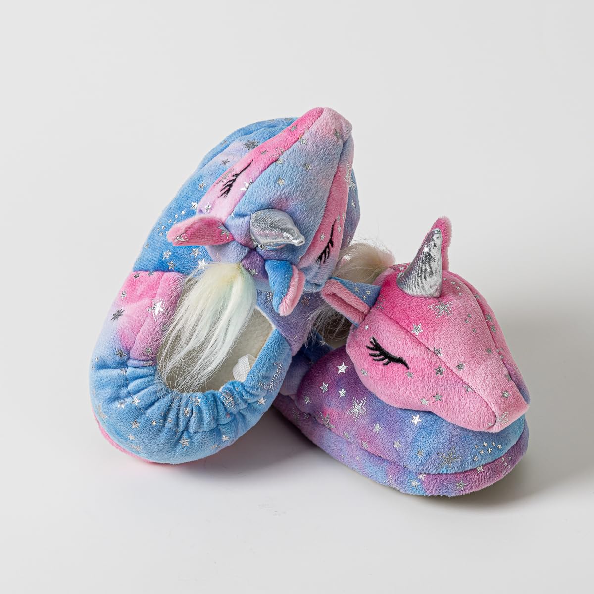 Pantuflas cálidas para niños pequeños
