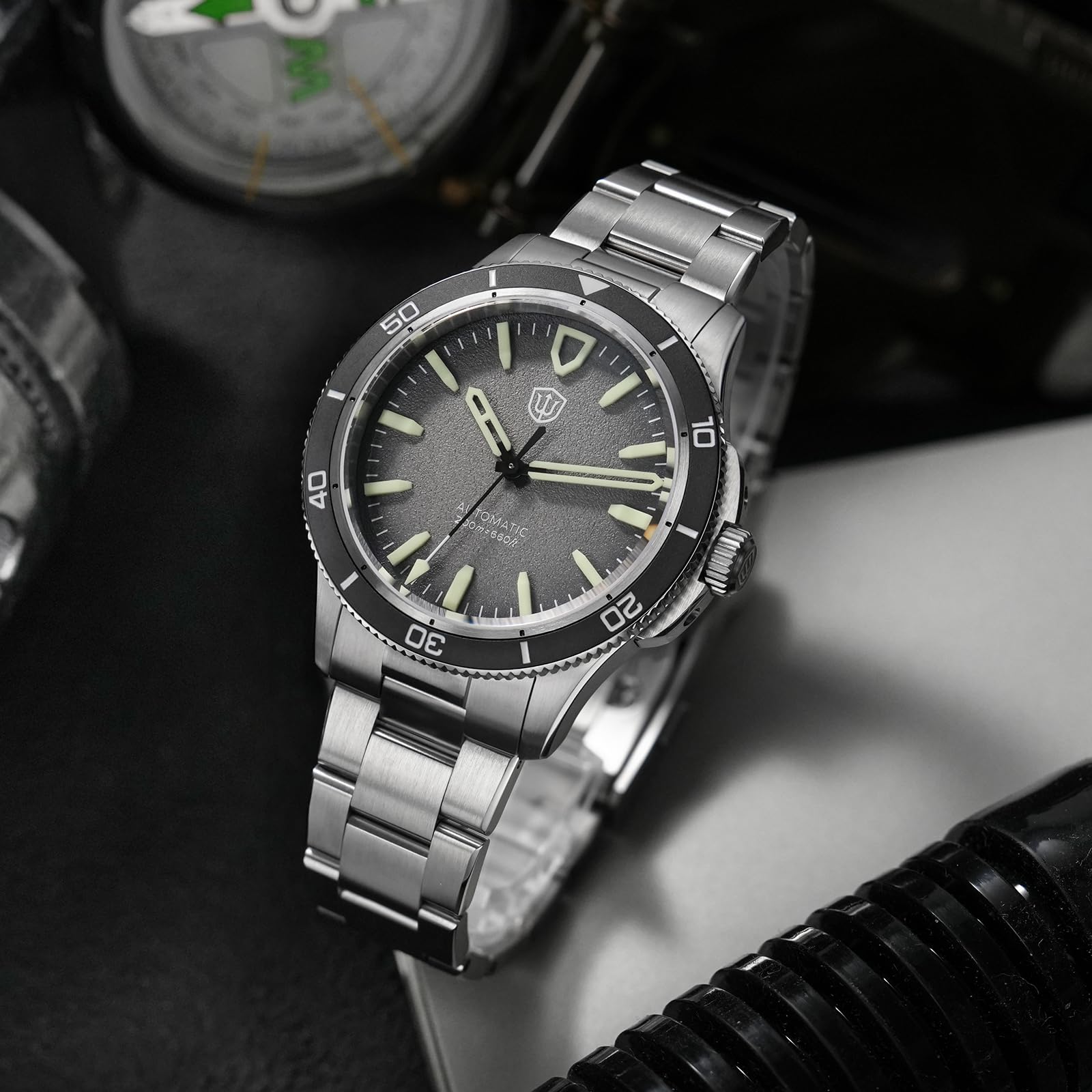 watchdives WD0019 Automatik Taucheruhr für Herren, ST2130 4Hz Mechanisches Uhrwerk, Saphirglas mit 5-Schichten AR-Beschichtung, 40mm Keramiklünette, 200M Wasserdicht, 316L Edelstahl Sport Taucheruhr
