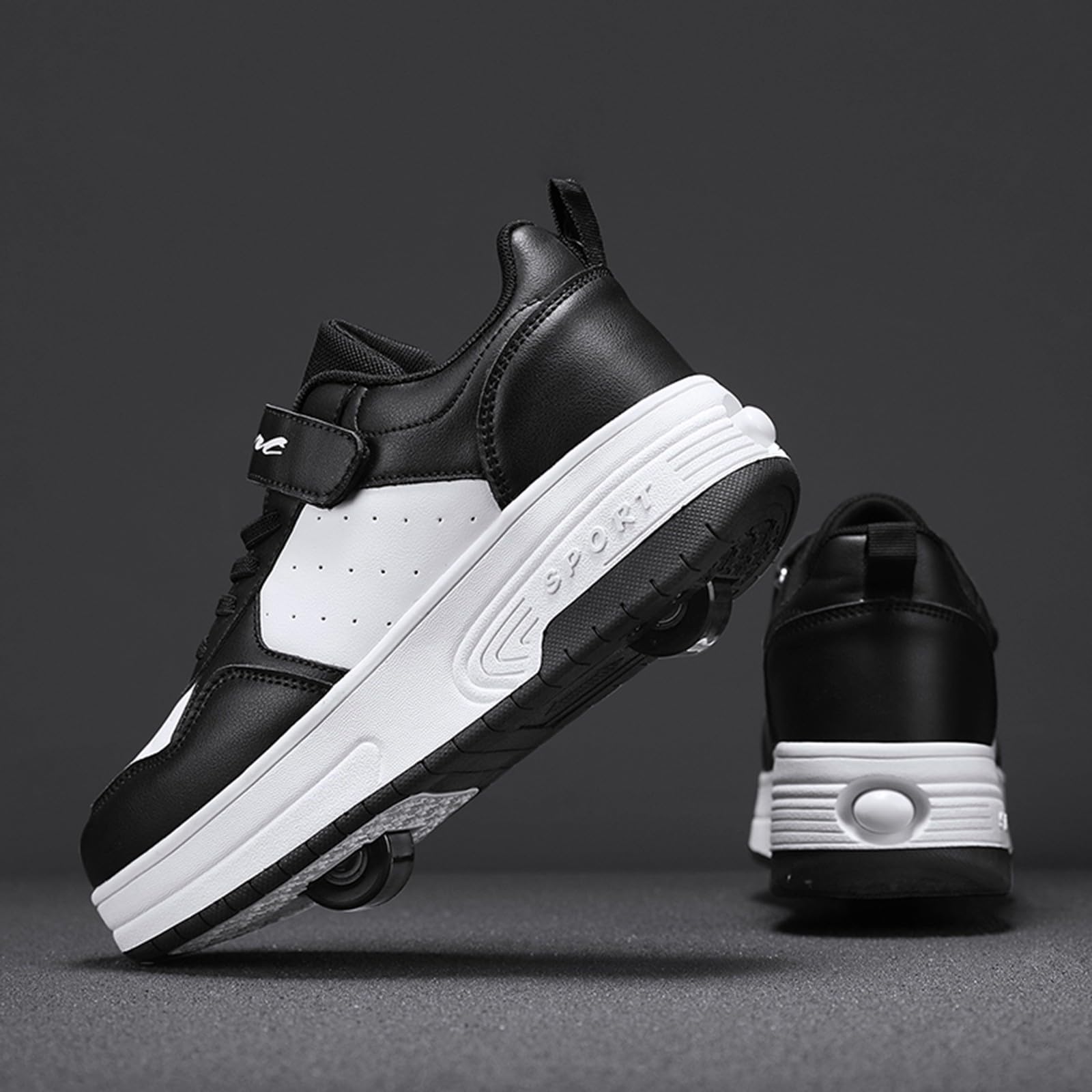 Zapatillas de deporte para niñas con suela gruesa Ruedas Zapatos de patinaje de moda para niños Zapatillas cómodas con sistema automático de ruedas