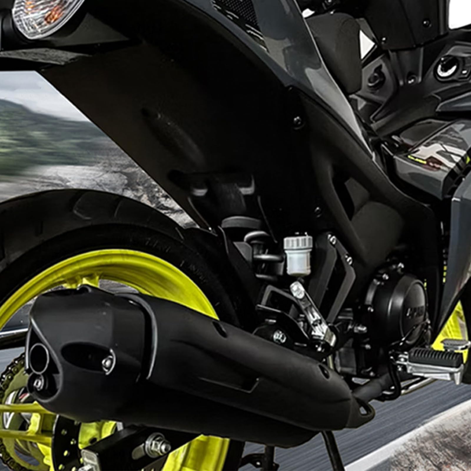 Cache-pot d'échappement élégant en fibre de carbone pour moto - Bouclier thermique amélioré - Léger - Pour modèles 15ZR - Résistant aux hautes températures