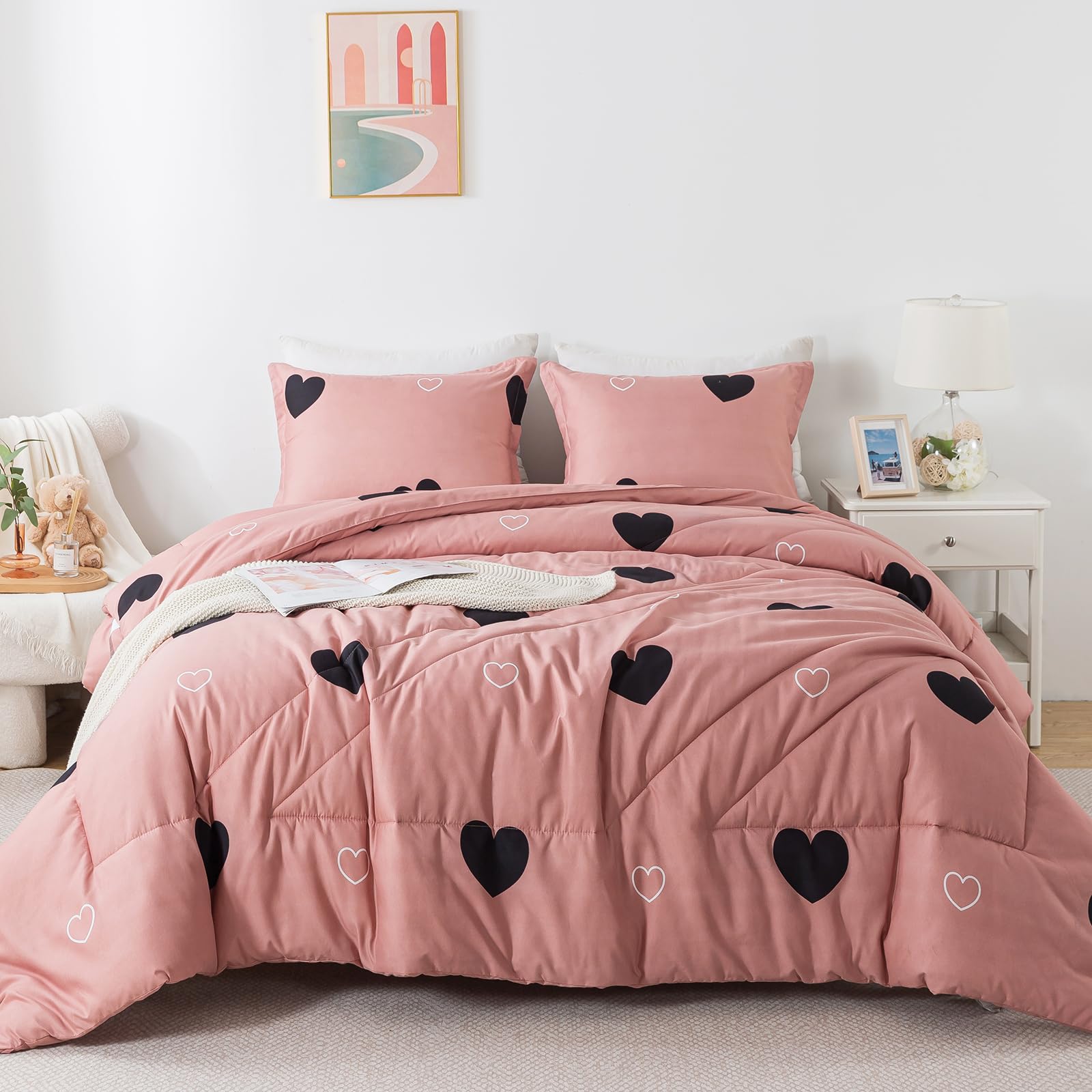 Caressma Love Pattern Cameo Brown Comforter Set Full Size, Pink Love Heart Sexy Comforter Bedding Set for All Seasons, Geometric Microfiber 3 Pieces Comforter Set with Pillowshams
