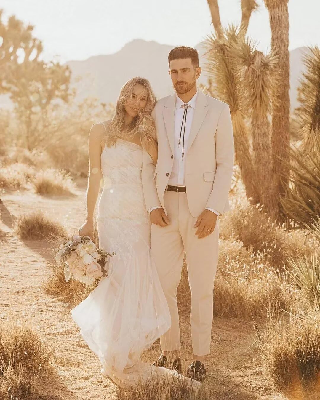 HUUTOE Men's Linen Suit 2 Piece Slim Fit, Beach Wedding Prom Party Groomsmen Suits, Linen Blazer and Pants Tuxedo Set - Image 7