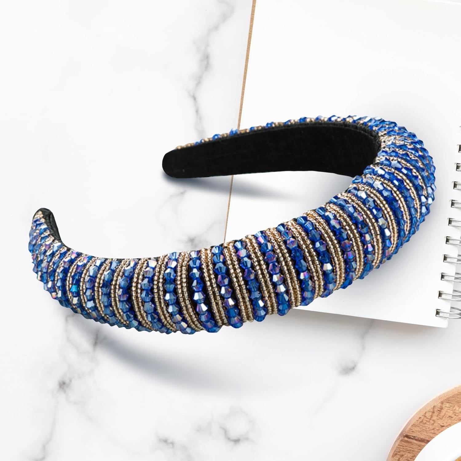 Katta lablar bilan rus porno yulduzi YouTube Yosh erkaklar bilan jinsiy aloqada bolgan keksa rus ayollari