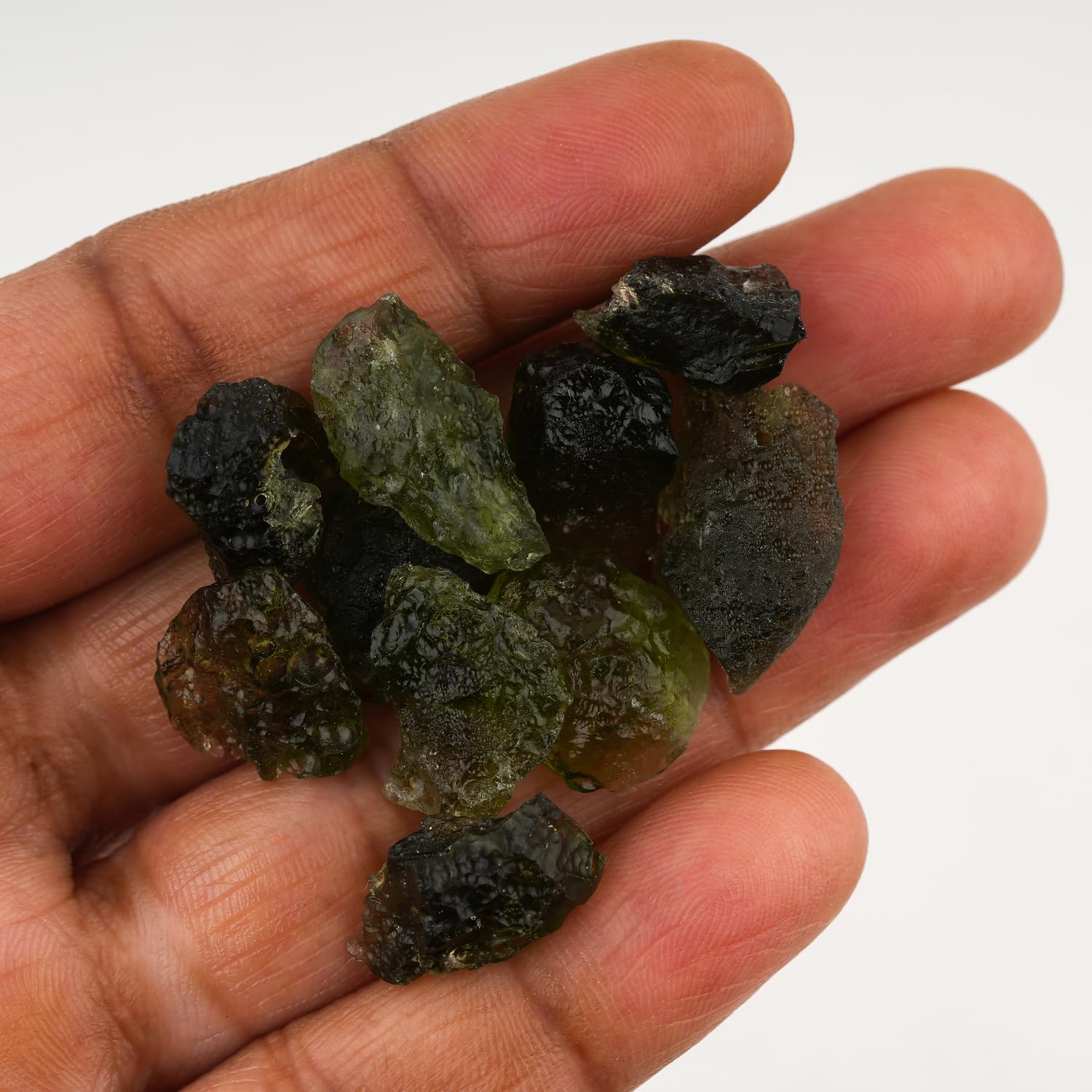(10pcs) Raw Moldavite Tektite Glass Stone, Wholesale Synthetic Moldavite, Rough Meteorite Glass Stone Supplies, Healing Crystal for Gem Collection, DIY Crafting Jewelry Making - Image 3