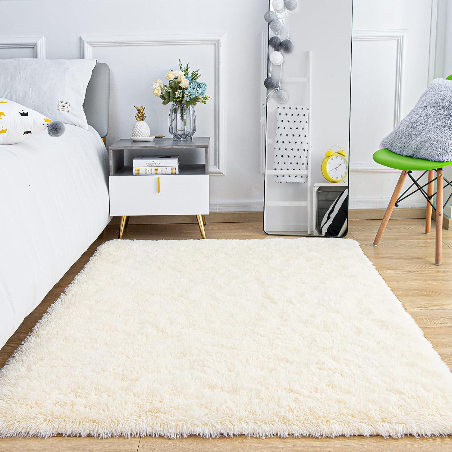 Ompaa Fluffy Rug, Super Soft Fuzzy Area Rugs for Bedroom Living Room - 3' x 5' Large Plush Furry Shag Rug - Kids Playroom Nursery Classroom Dining Room Decor Floor Carpet, Light Yellow