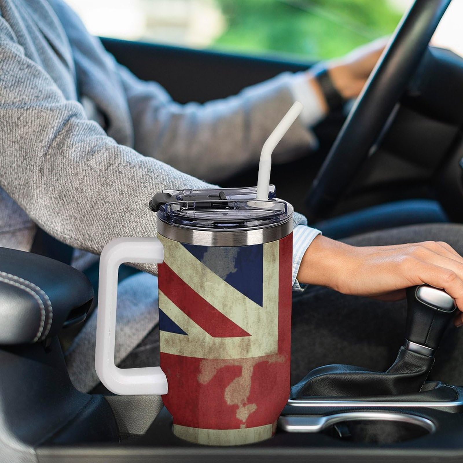 Autobecher aus 304 Edelstahl, Vintage-Stil, britische Flagge, Trinkhalm und auslaufsicherer Deckel, großes Fassungsvermögen, vakuumisolierter Reisebecher für Auto-Becherhalter, 1,2 l