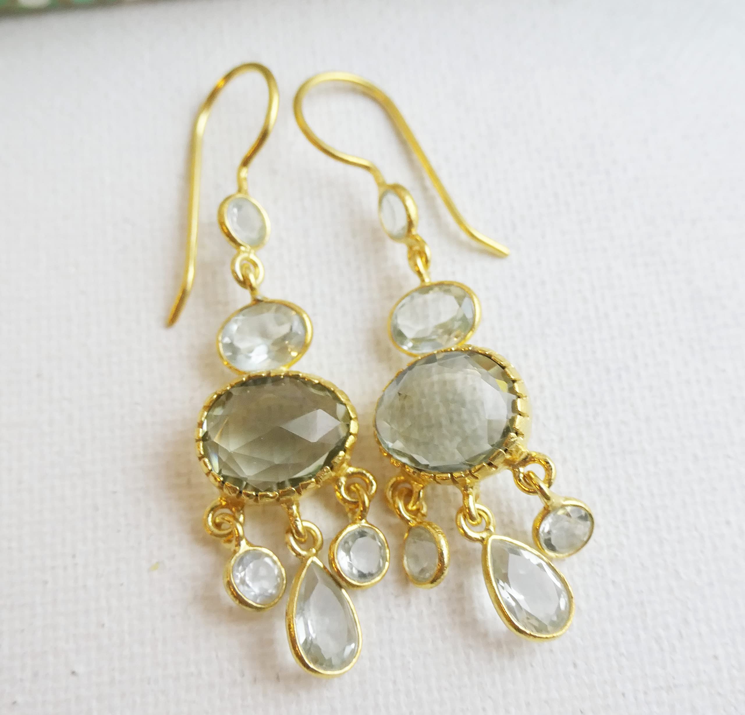 Orecchini Pendenti con Ametista Verde Sfaccettata in Argento 925 | Placcato Oro - Gioielli Eleganti Fatti a Mano da 5 cm - Design Raffinato per Cerimonia, Sera, Regalo Donna