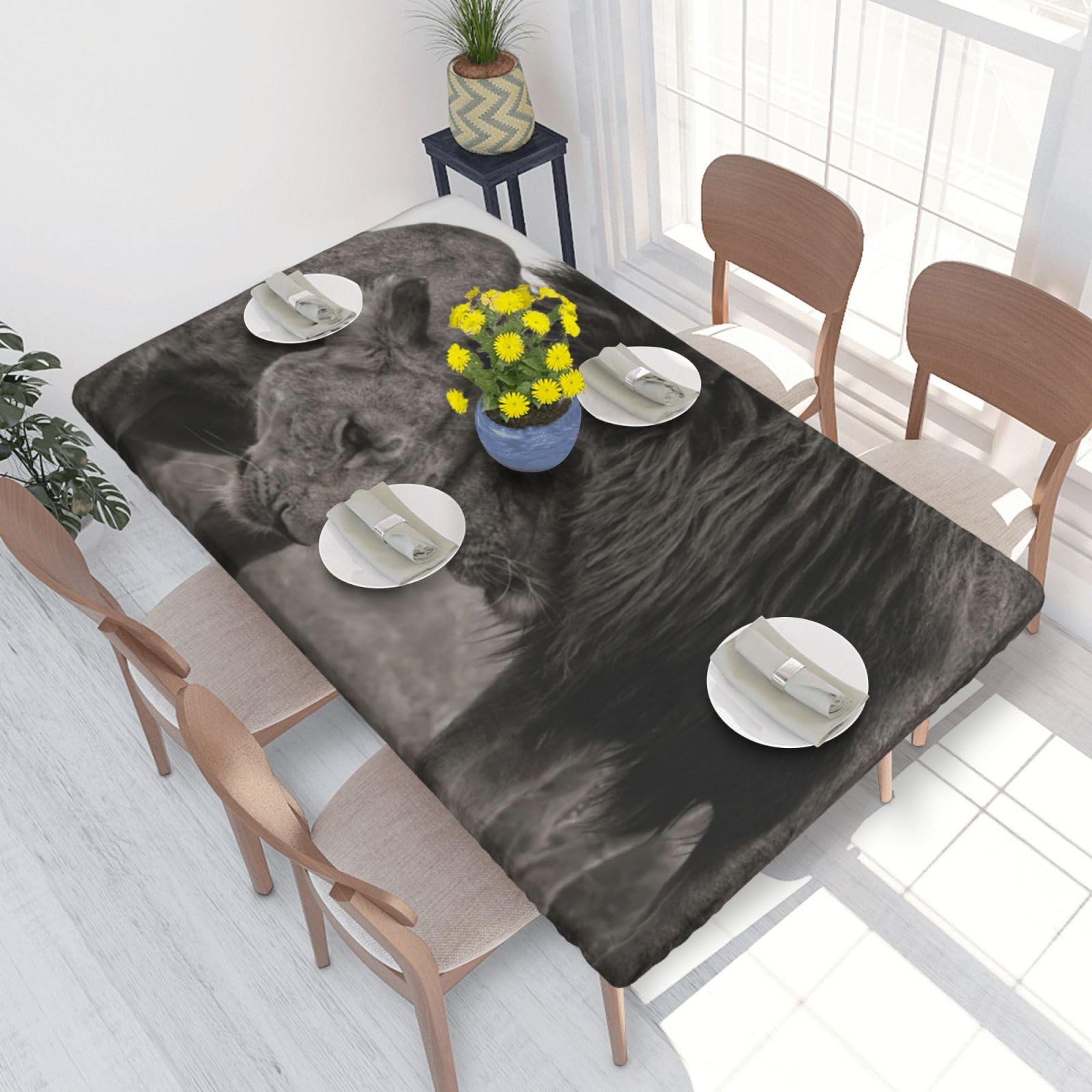 BNVSADC Lion and Lioness Printed 4FT Tablecloth 122x76 CM Polyester Kitchen Water Resistant Table Cloth Dining Table Decoration Table Covers