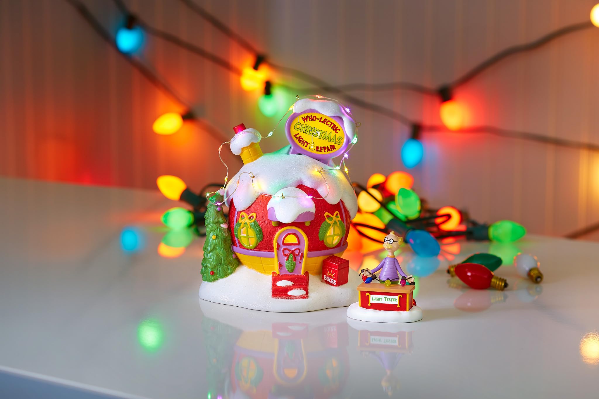 Department 56 Dr. Seuss Grinch Village Accessories Die Glühbirnen-Tester-Figur, 7,6 cm, Mehrfarbig