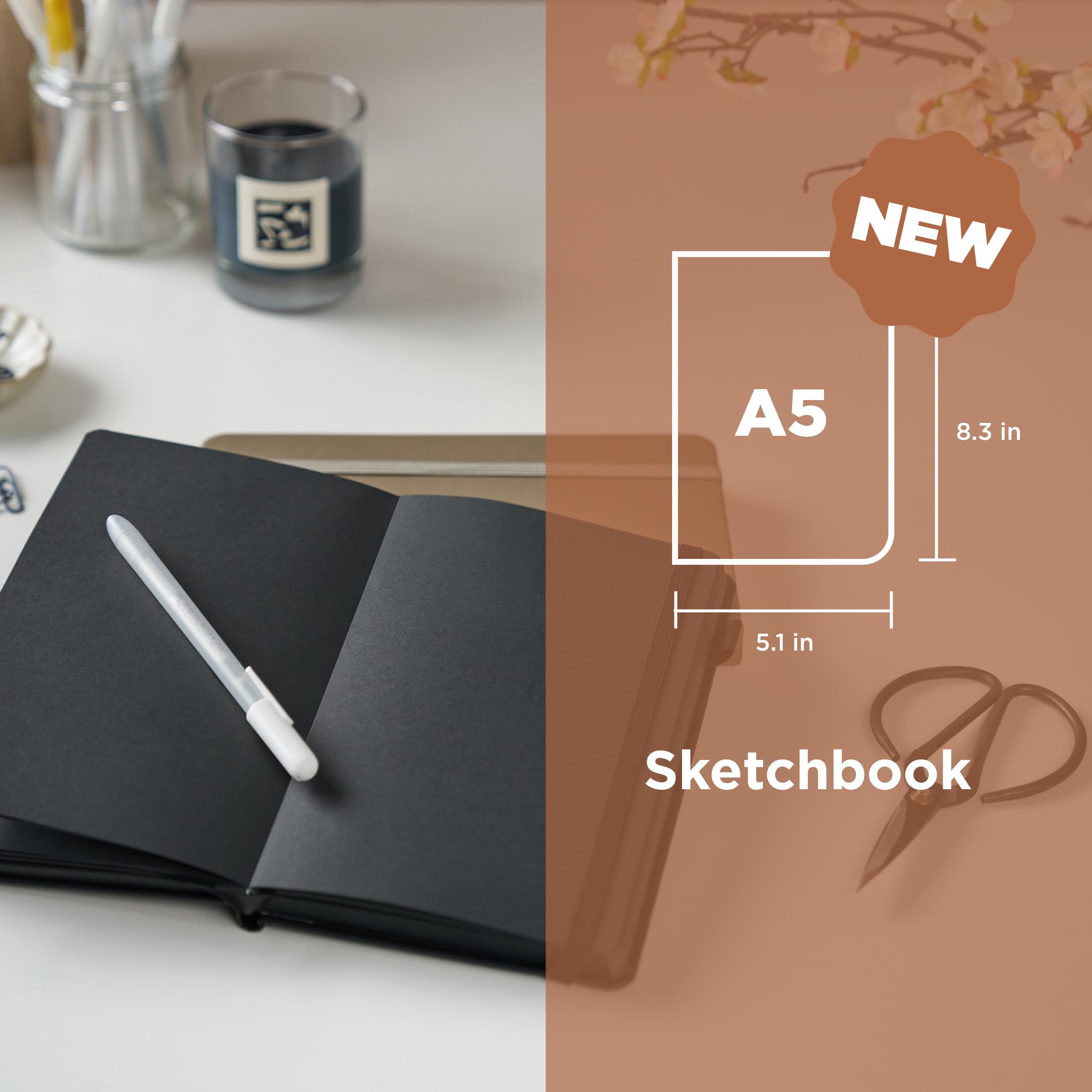 Sakura A5-Skizzenbuch & Gel-Rolle, weißes Bündel – Schreibwaren-Bundle zum Skizzieren und kreativen Kontrast – A5-Skizzenbuch mit 140 g/m² Papier – deckende weiße Tintenstifte – schwarzes Papier – 13