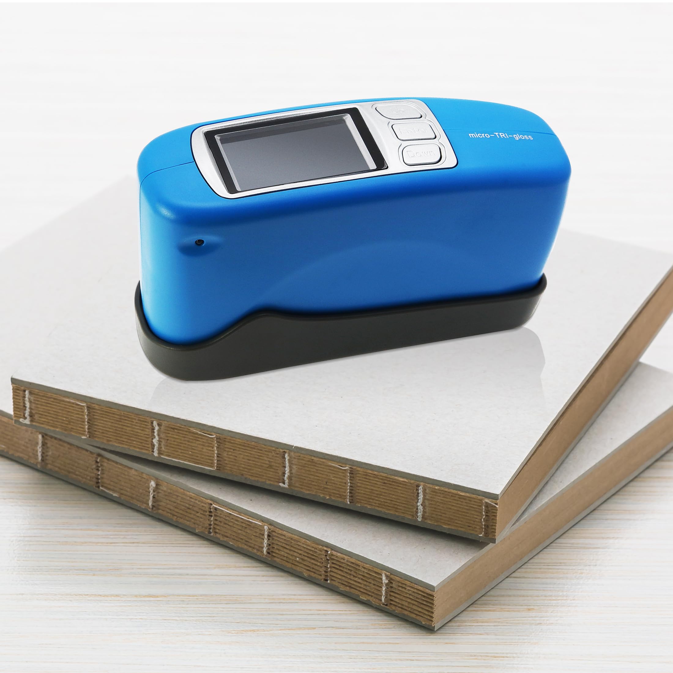 Gloss Meter Angle Three 20/60/85 Degree Gloss Tester Surface Gloss Measurement for Paint, Plastic Building Materials Precise Glossmeter Measurement