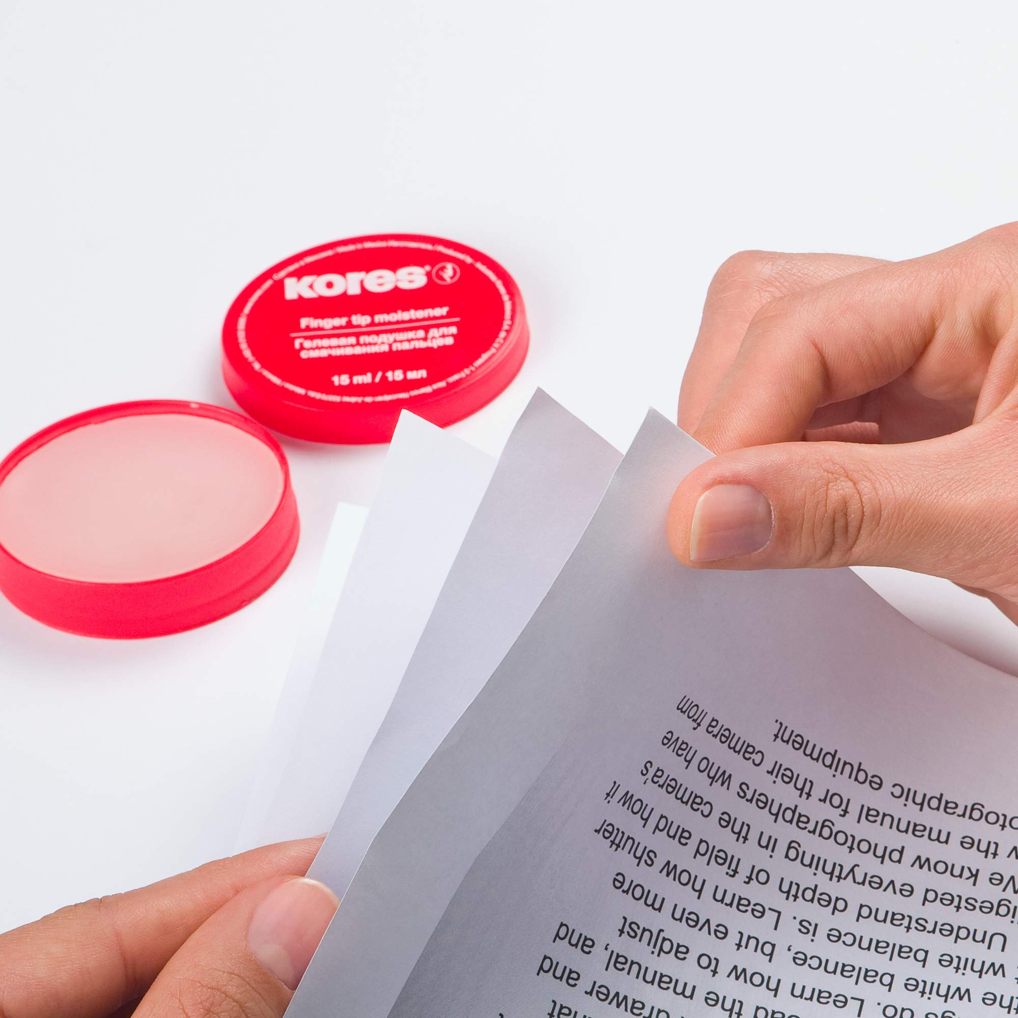 Kores - Hidratante para la punta de los dedos para contar, clasificar y clasificar, antibacteriano y no tóxico, práctico dispensador de plástico, paquete de 1 x 15 ml