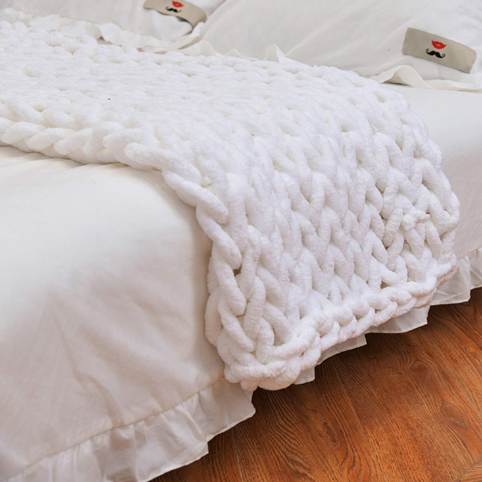 Care Spring Chunky Knit Blanket Throw, Soft Chenille Yarn Throw Blanket, Handmade Thick Cable Knit Crochet Blanket, Large Knit Chunky Throw Blanket for Bed, Sofa, Home Decor,White,80X100cm