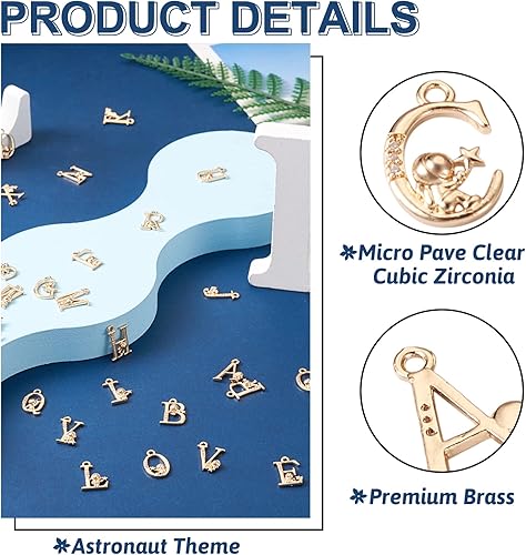 Miniatura 6 de Craftdady 26 dijes de letras de latón con circonita cúbica, oro claro, alfabeto con astronautas en miniatura, mayúscula A-Z, inicial para mensajes