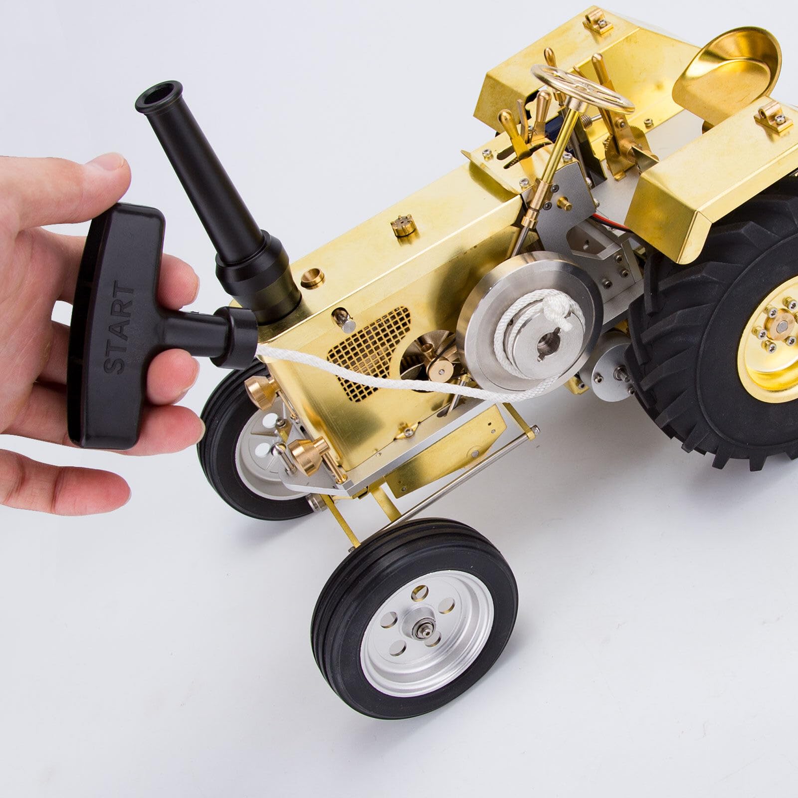 Mini tractor de motor de gasolina retro modelo 1.6CCHorizontal refrigeración por aire de un solo cilindro mecánico de ingeniería de vehículos agrícolas para adultos coleccionistas -T16