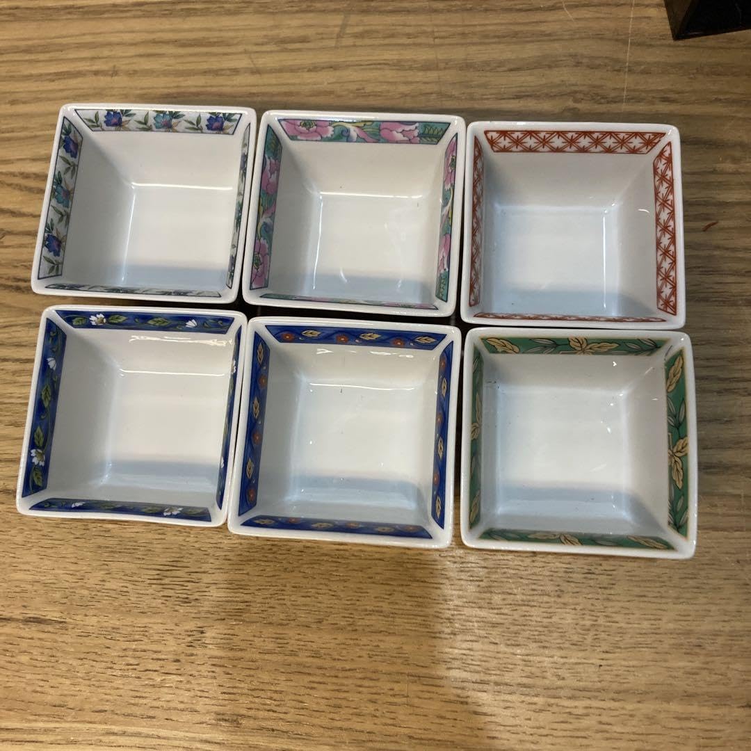 Amazon.co.jp: 林斎 小鉢 有田焼 6個セット 色絵 絵変わり 古伊万里