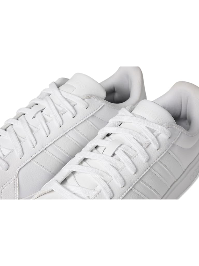 White adidas Streettalk