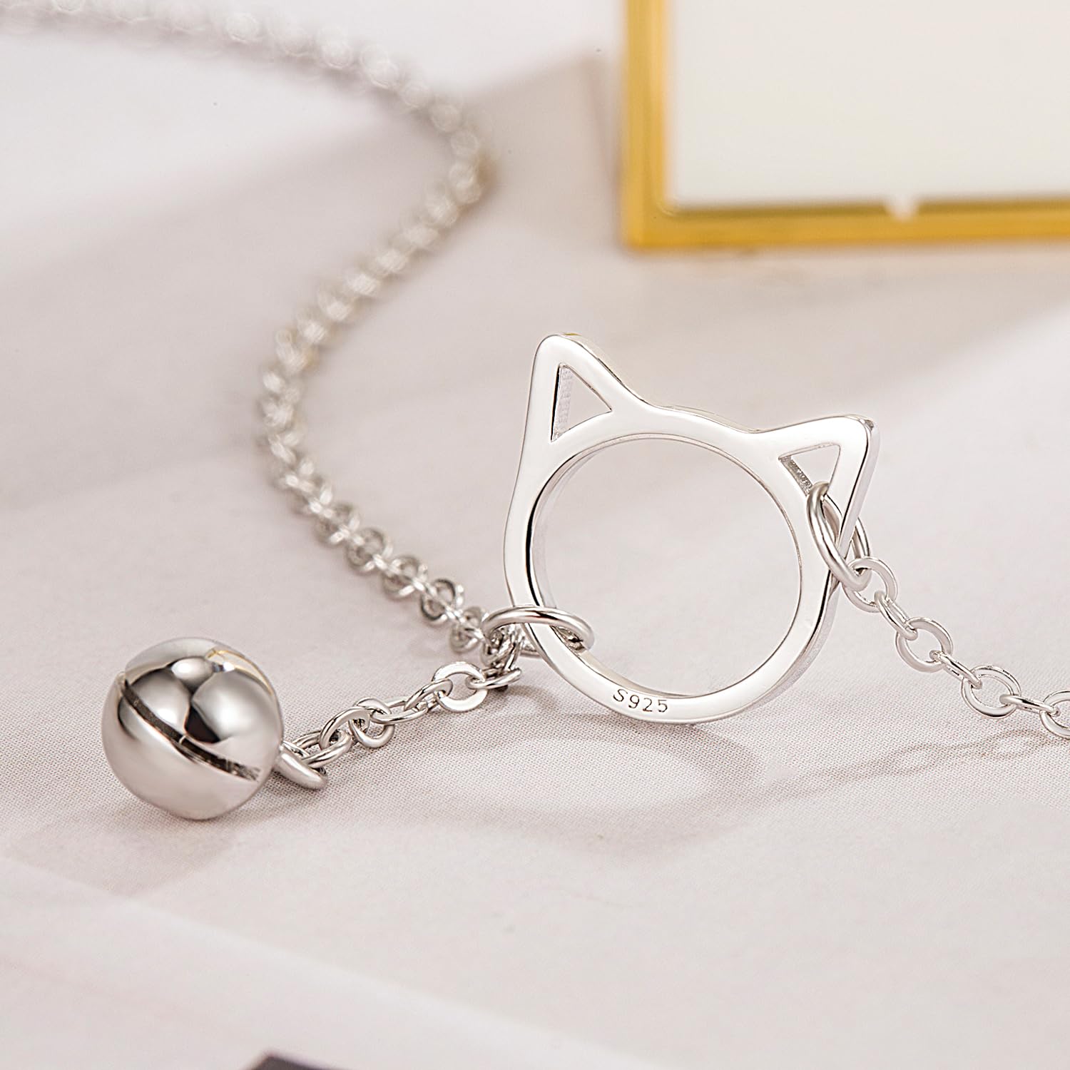 Dankadi Bracelet avec Petit Chat Grelot en 925 Argent, 20CM 27CM Réglable Bracelet de Poignet Cheville Breloque Animal Pied Été Plage Élégant Anniversaire Cadeau de Bijoux pour Femme Amie