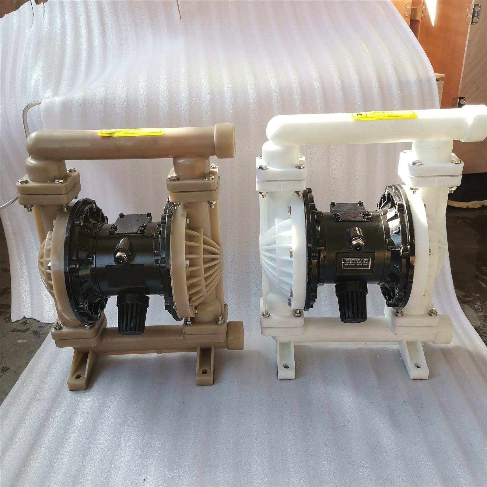 Pompe a Membrana Plastica PP Pompa Pneumatica Pneumatica A Doppio Diaframma Acido Forte Alcali Deboli Resistente alla Corrosione Autoadescante(Teflon Diaphragm,Body PVDF QBK25)