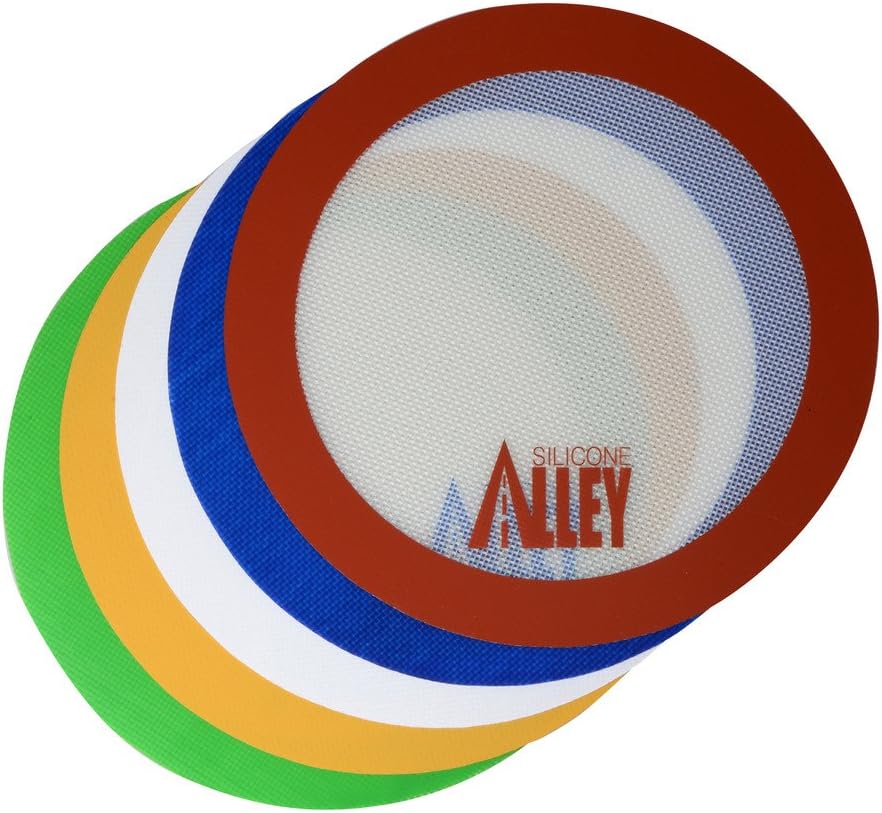 Non-stick Mat Pad 5 Fun Colors - Silicone Rolling Baking Pastry Placemat Large Round 9.5
