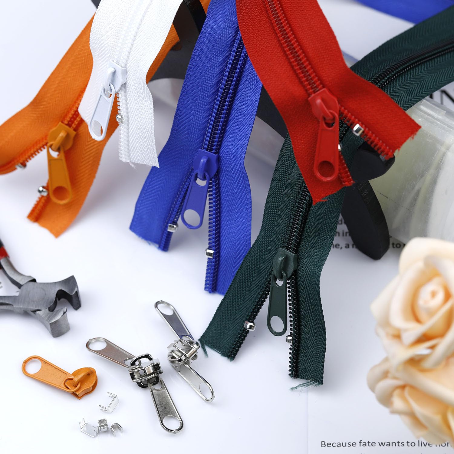 The Yard Colors - Nastro per cerniera in nylon #3 per cucito: cerniere YZSFIRM da 70 m per fai da te, cucito, rotolo di ricambio con 10 cursori per cerniera in metallo sfuso - 10 cursori a doppia