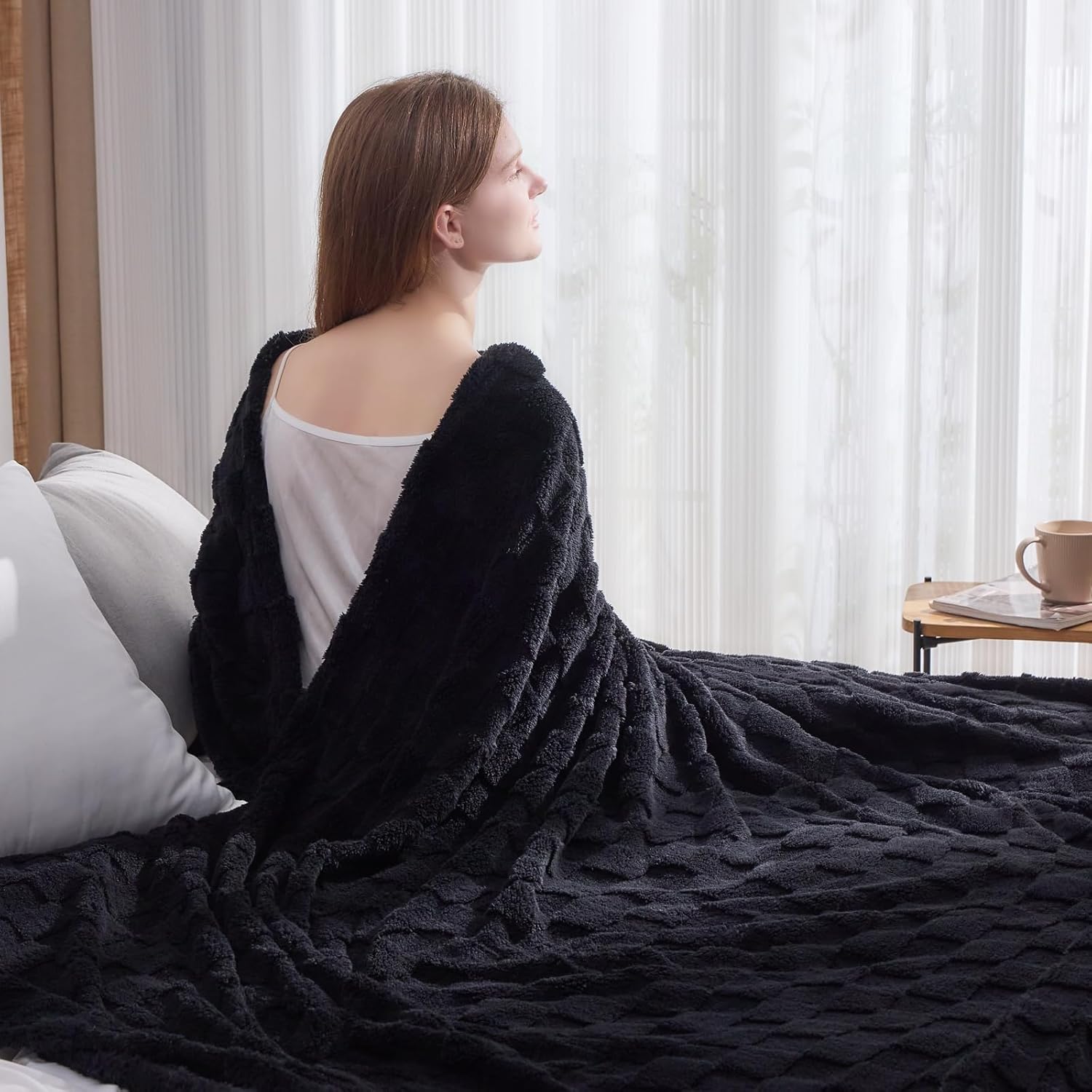 NEWCOSPLAY Super Soft King Blanket Black Premium Silky Flannel Fleece 3D Checkered Lightweight Bed Blanket All Season Use (Black Checkered, King(90"x110")) - Image 3