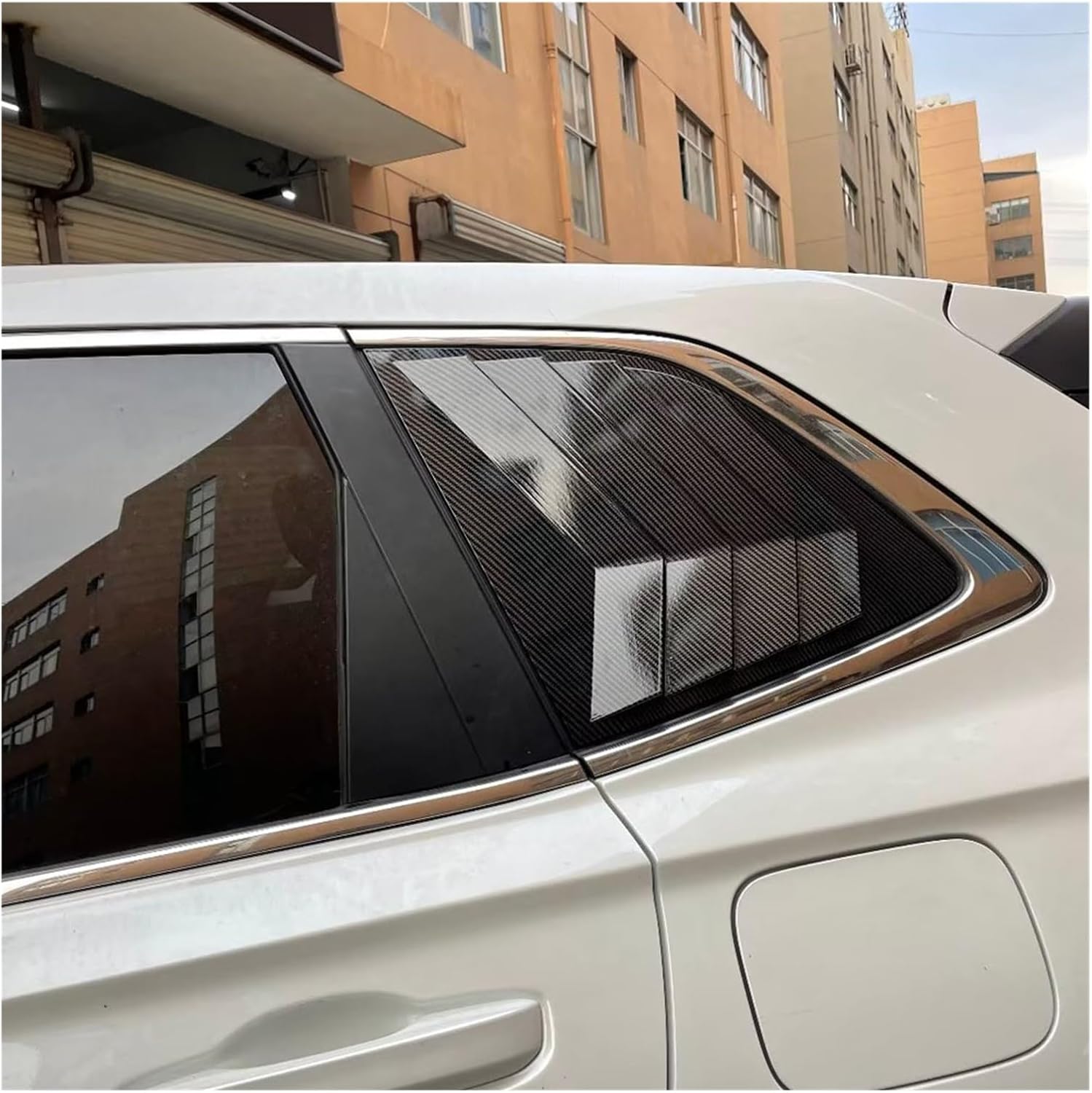 Audi A5 2017 2018 2019 2020 2021に適合 車のリアウィンドウ 三角形の