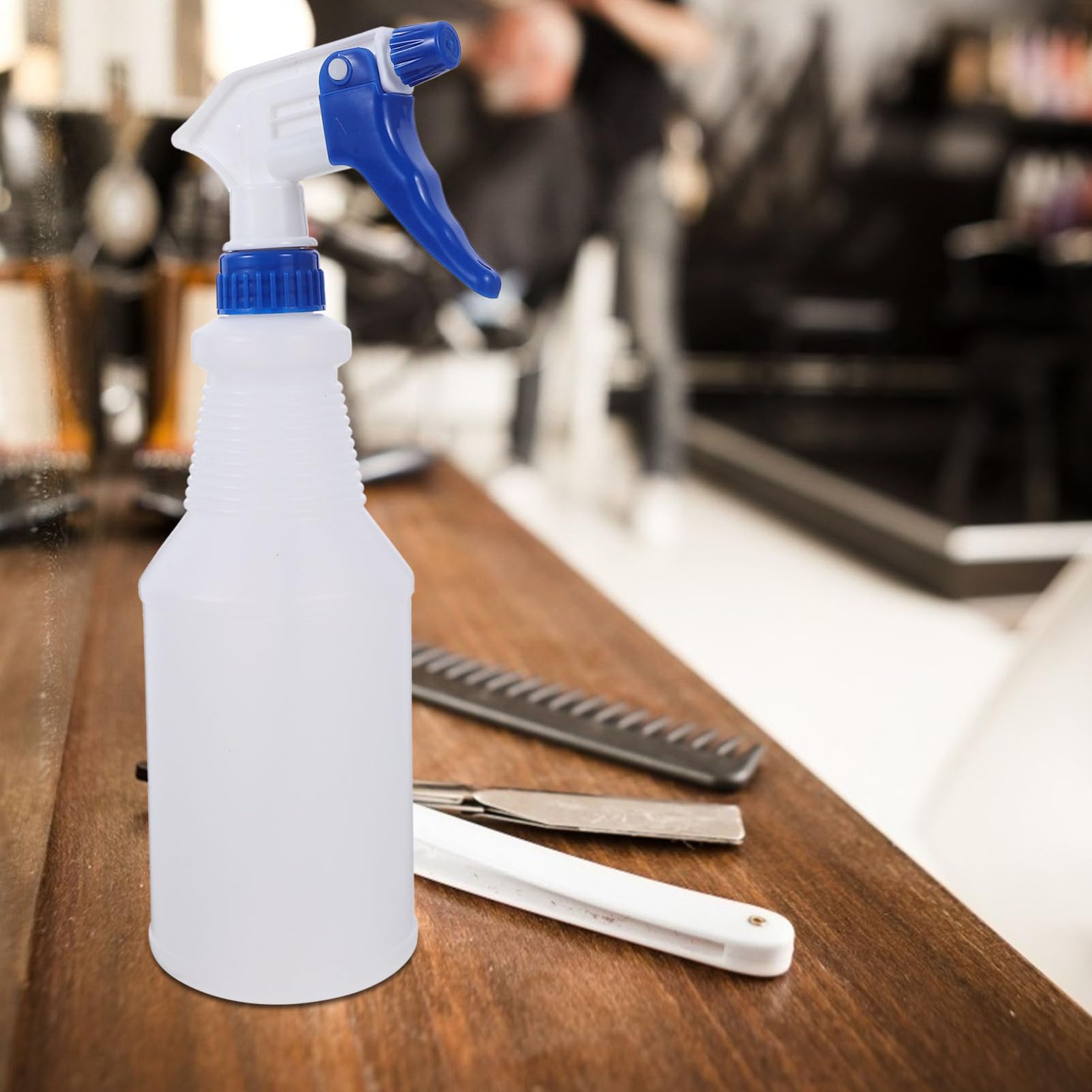 FRCOLOR 8 Stück 750ml Kleine Wassersprüher aus Pe Kunststoff Leichte Sprühflaschen zum Bewässern von Pflanzen und Friseureinsatz Praktische Sprühgeräte im Zufällige Farbe