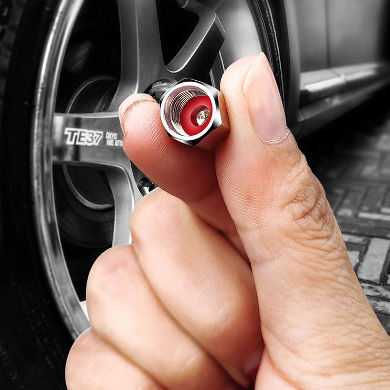 Chrome Tire Valve Stem Caps 30 Pack, Corrosion-Resistant Plastic Tire Caps, Hexagon Design, Dust Proof, with Rubber Seal, Leak-Proof Air Protection, Universal Tire Pressure Caps for Car, SUV
