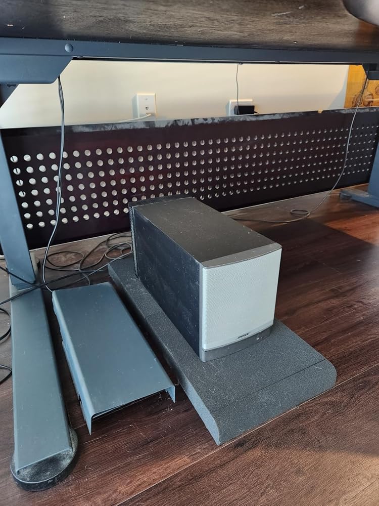 Studio Monitor Isolation Pads suitable for 3’’ - 4.5'' Inch Small Speakers / Fits most Bookshelf’s and Desktops | SMPad 4