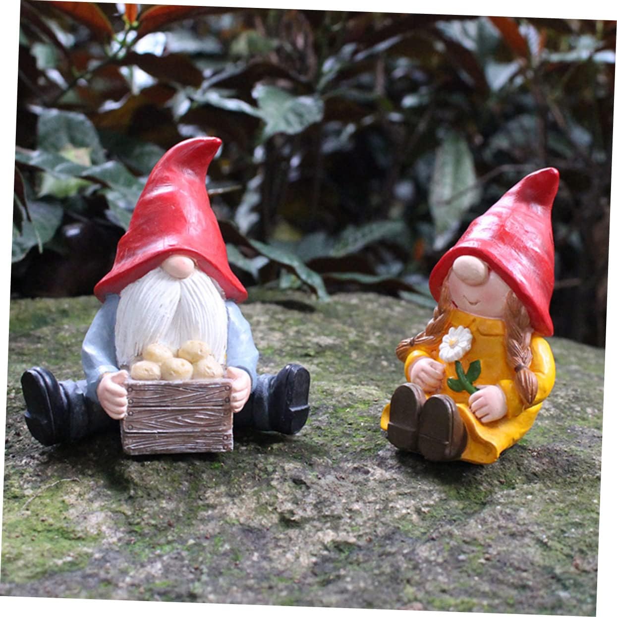 Abaodam 2pcs Garden Gnome Figurines Couple Ornaments for Outdoor Decor for Garden Lawn Patio and Holiday Gifting
