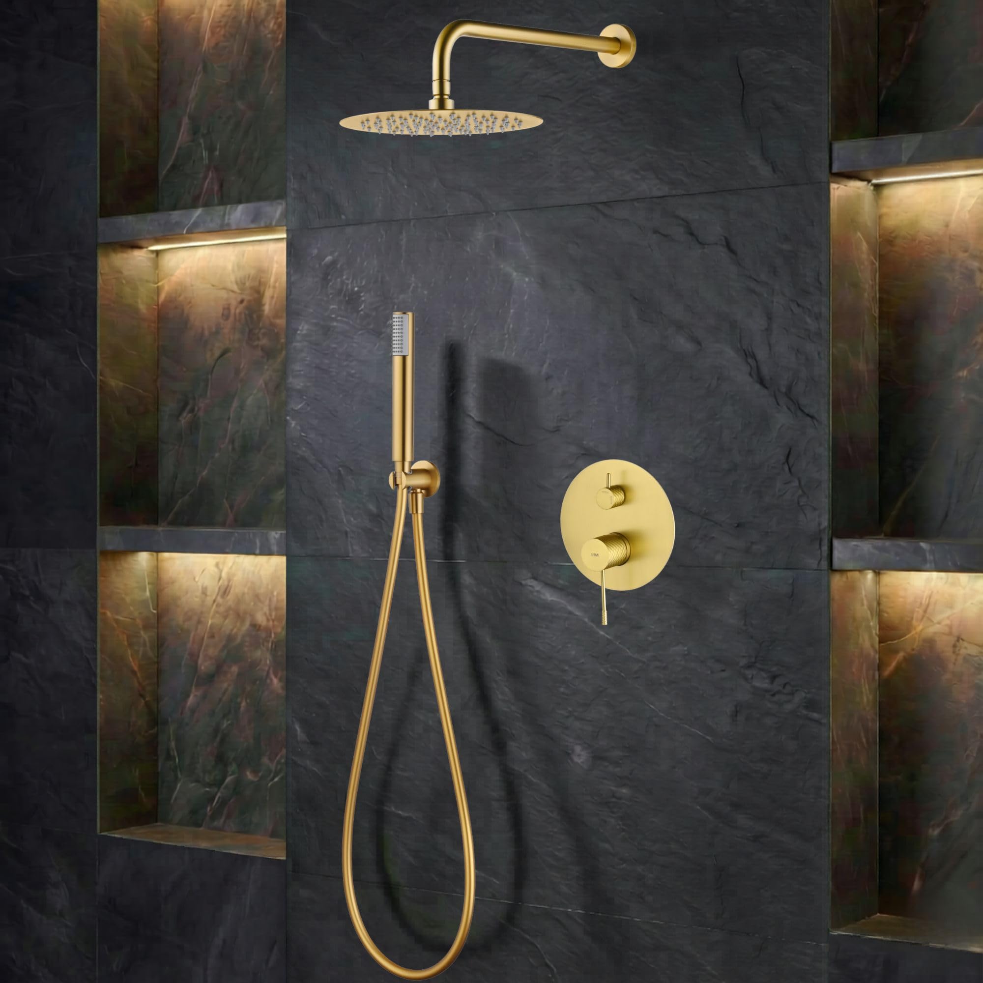 IMEX - Ducha Empotrada Monomando Dorada | Conjunto de Grifería Empotrado con Alcachofa y Rociador Antical Efecto Lluvia | Columna Ducha Empotrada con Grifo en Latón y Acero Inox S.304 | Serie Génova