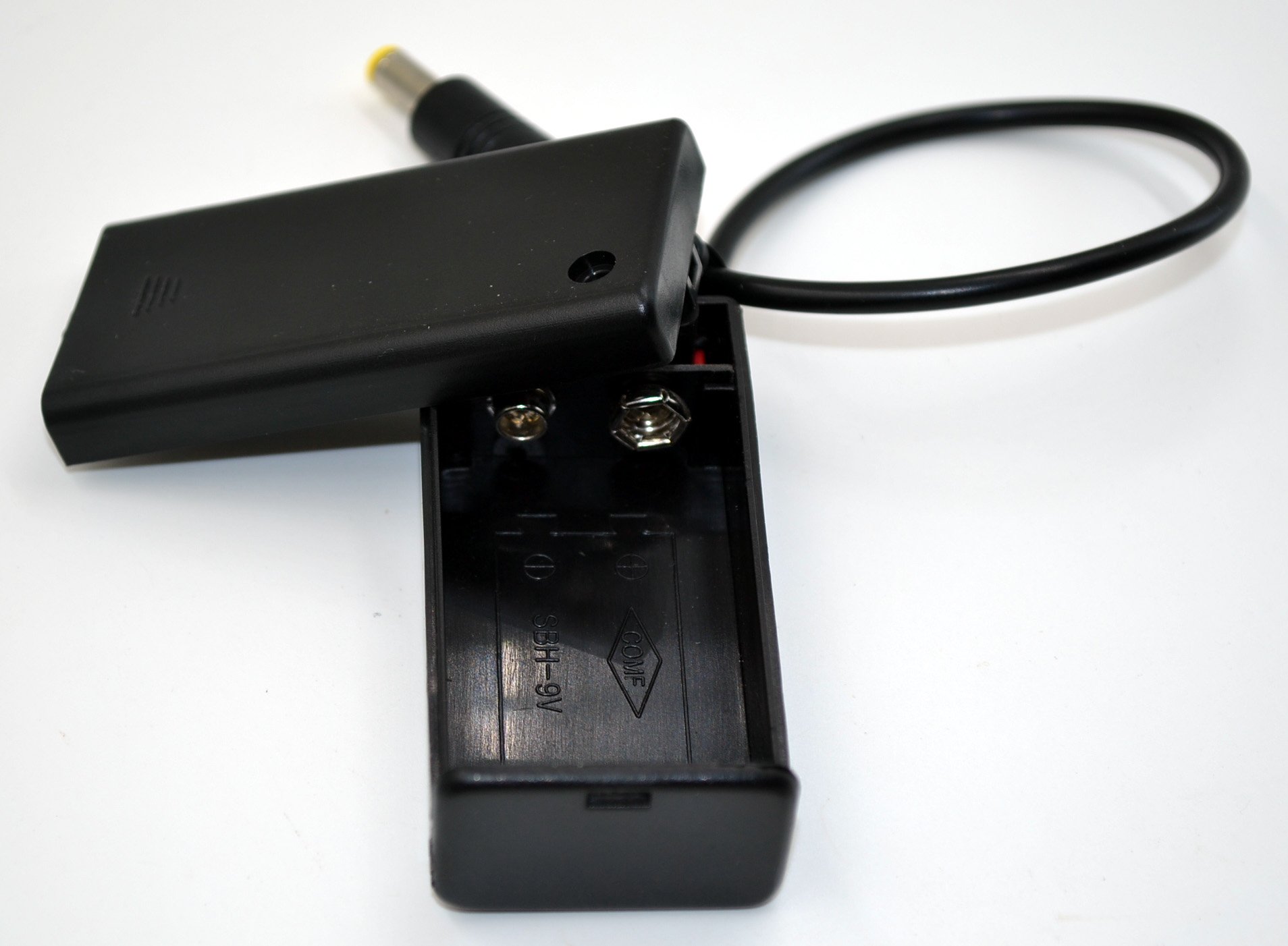 【Dプライス様】専用 Amazon | DC9V 006P スイッチ付き電池ボックス センタープラス