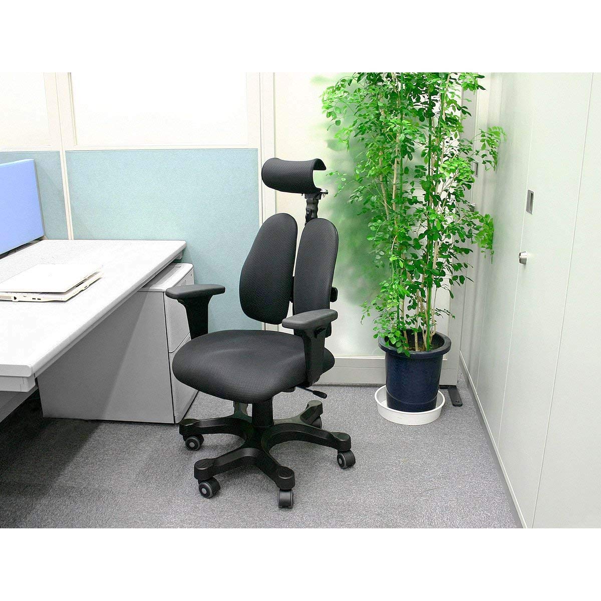 Amazon.co.jp: デュオレスト オフィスチェア ブラック 可動肘 メッシュ  