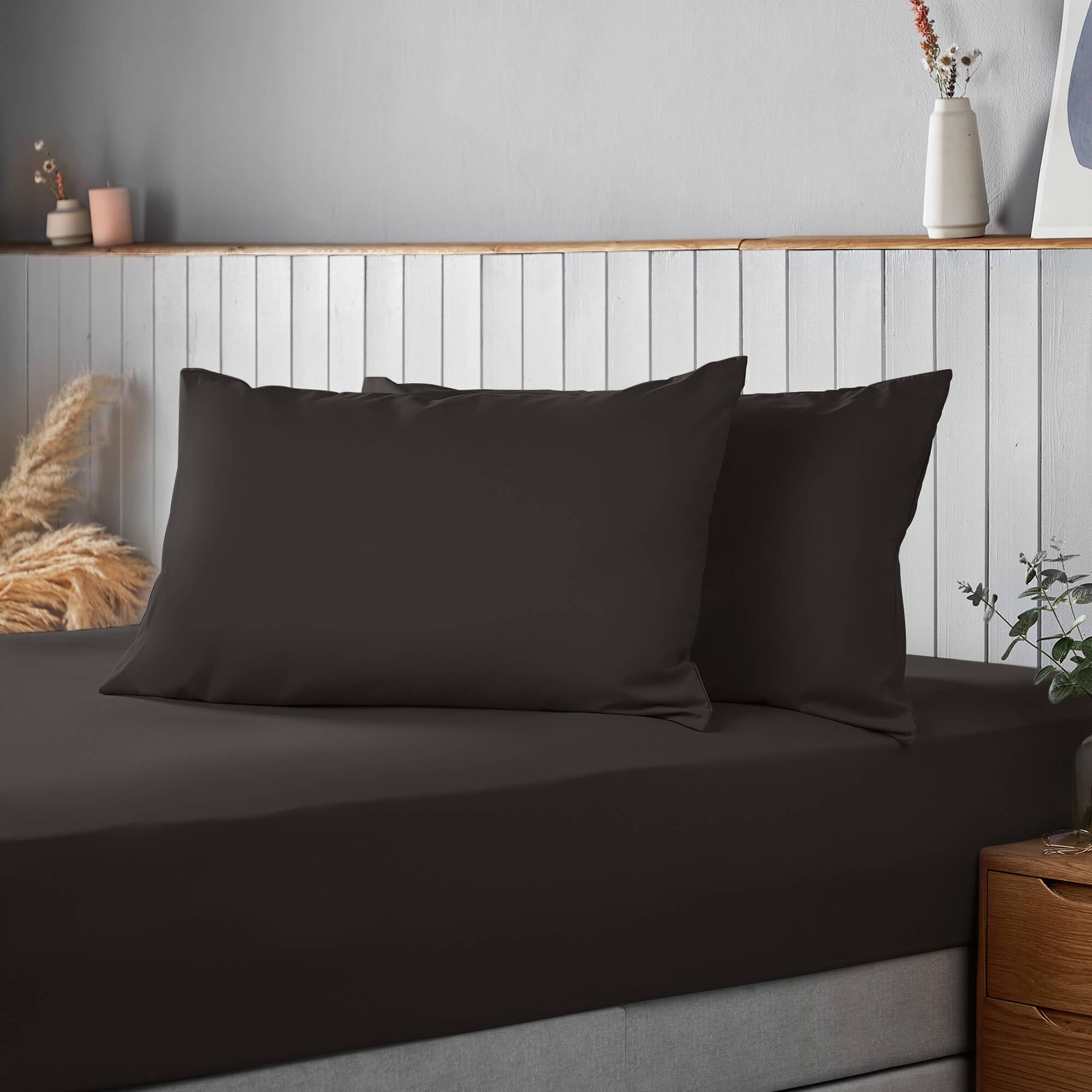 Silentnight Supersoft Plain Microfibre Housewife Pillowcase